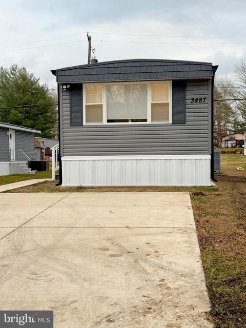 3487 DETROITER STREET BROWNS MILLS NJ 08015