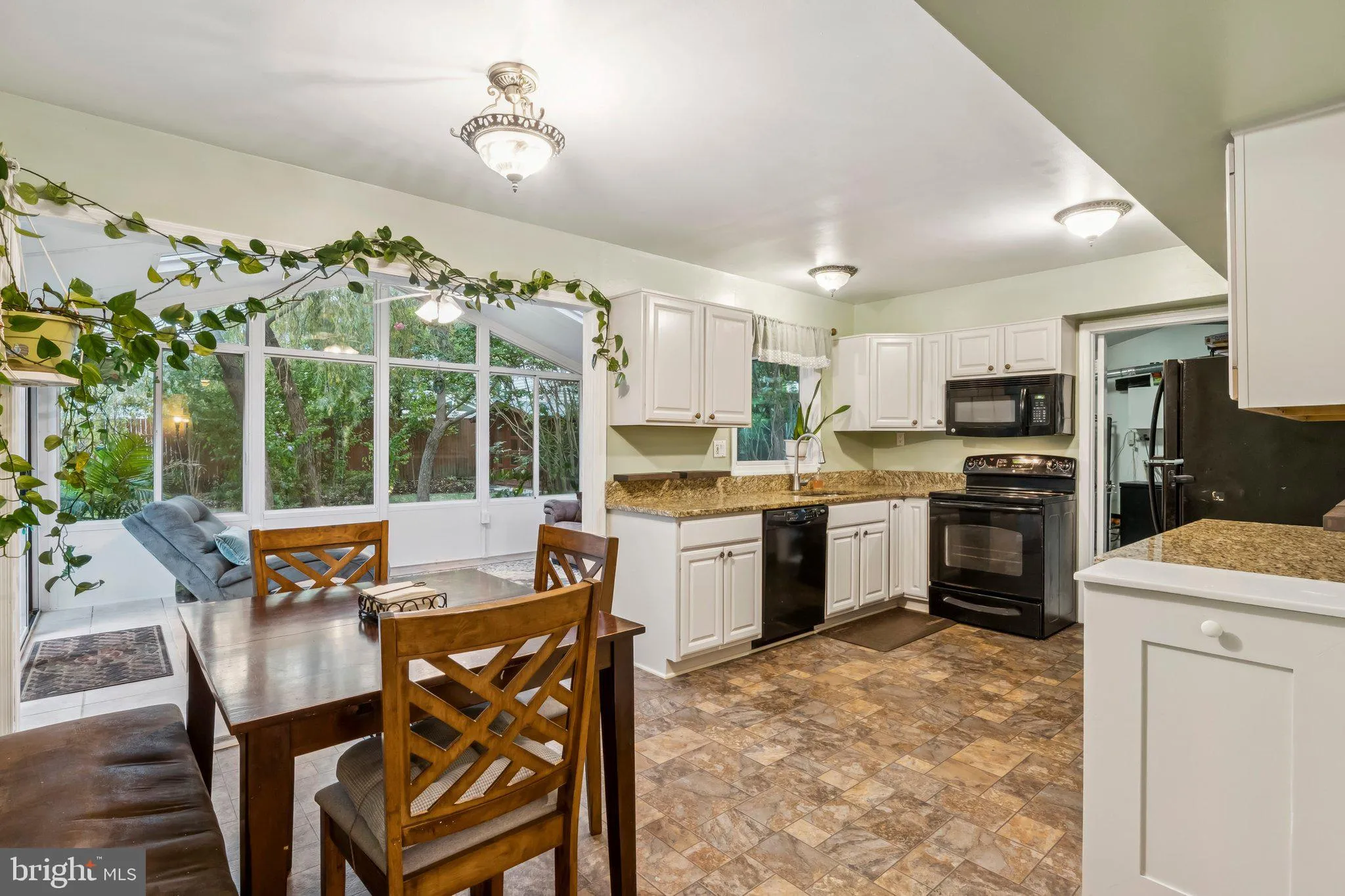 Bowie, Maryland 20715, United States, 4 Bedrooms Bedrooms, ,2 BathroomsBathrooms,Residential,Active,204998