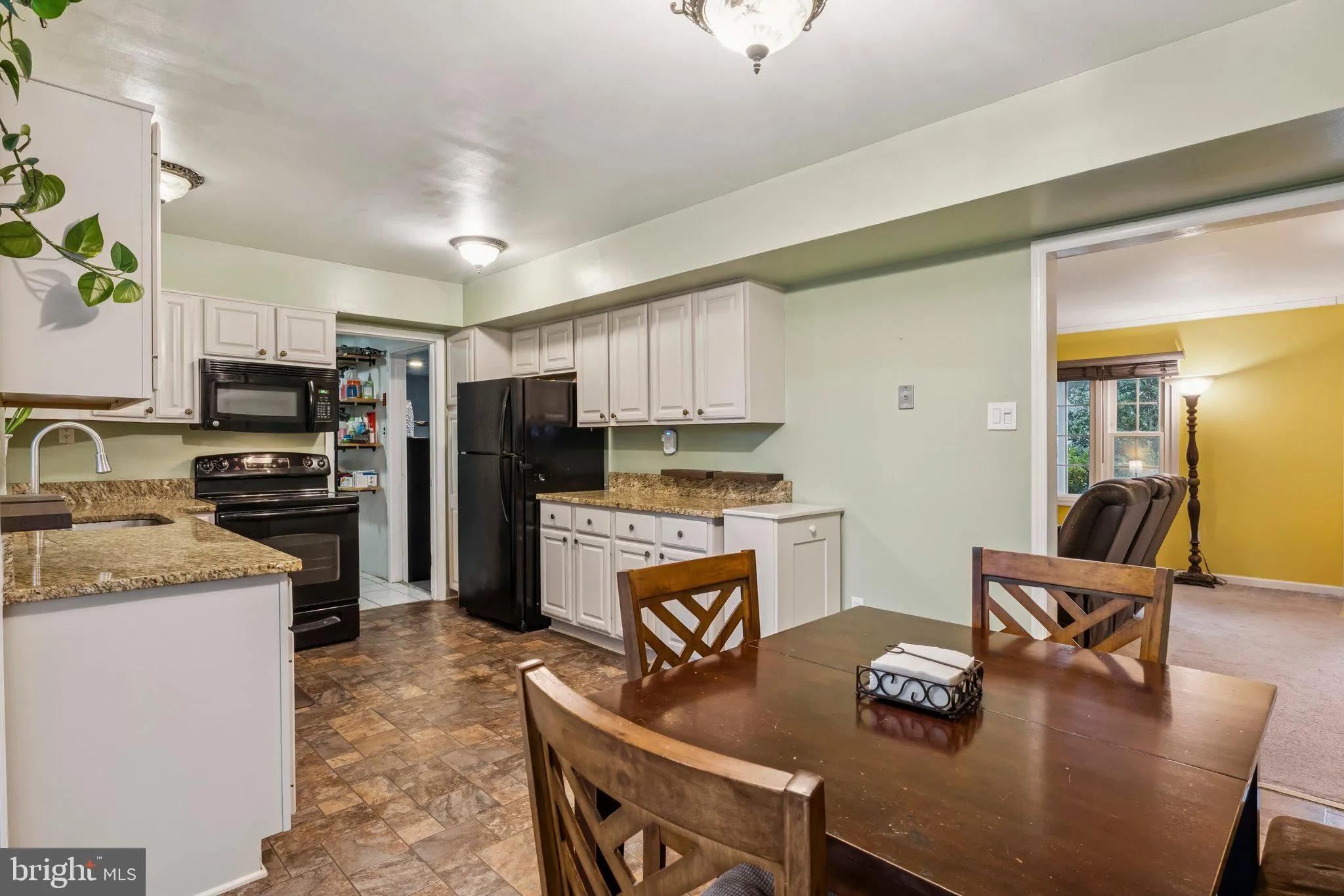 Bowie, Maryland 20715, United States, 4 Bedrooms Bedrooms, ,2 BathroomsBathrooms,Residential,Active,204998