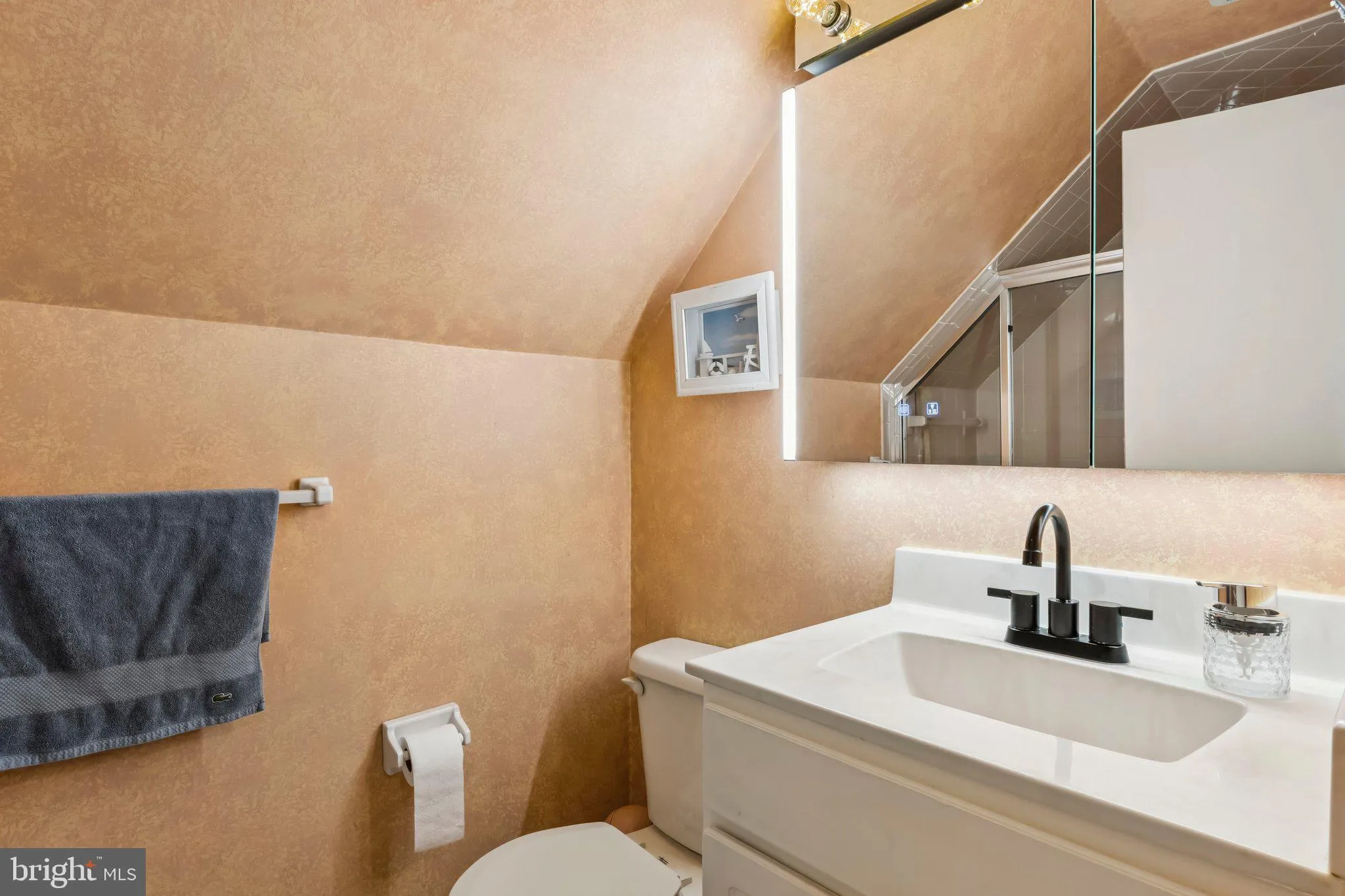 Bowie, Maryland 20715, United States, 4 Bedrooms Bedrooms, ,2 BathroomsBathrooms,Residential,Active,204998