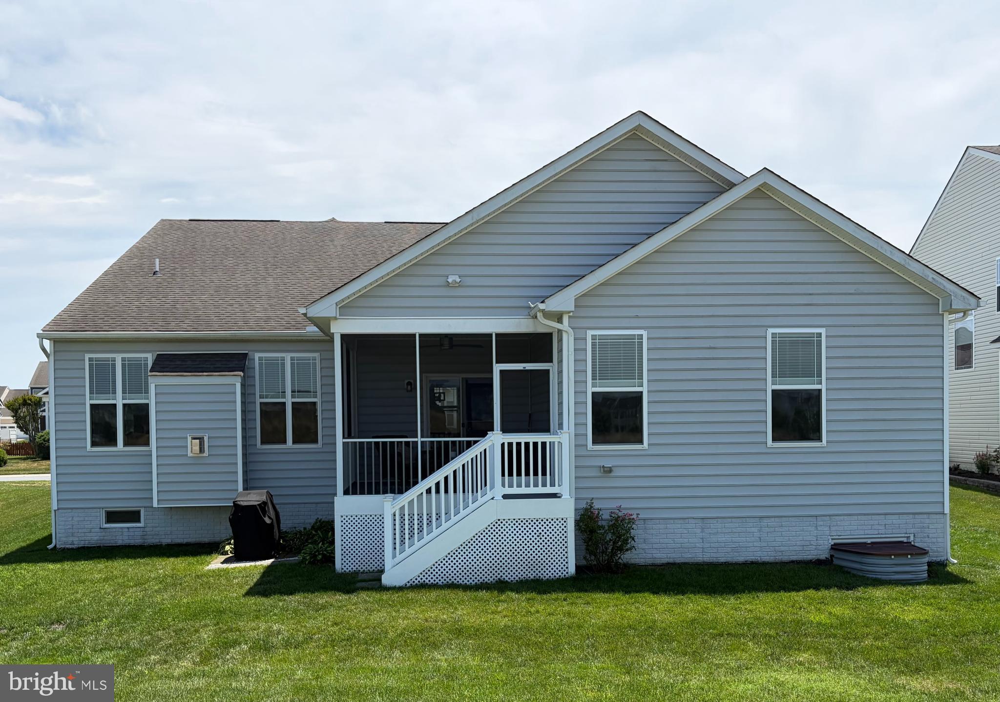 25177 LUMBERTON DRIVE
