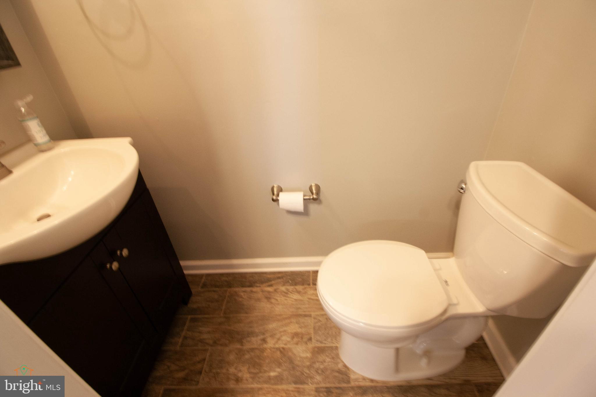 HERITAGE ESTATES - Residential Lease