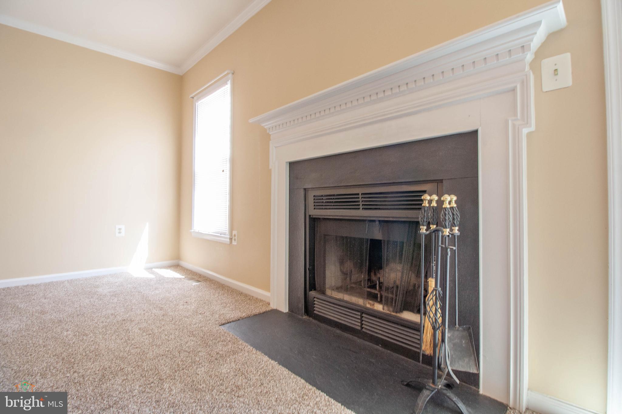 HERITAGE ESTATES - Residential Lease