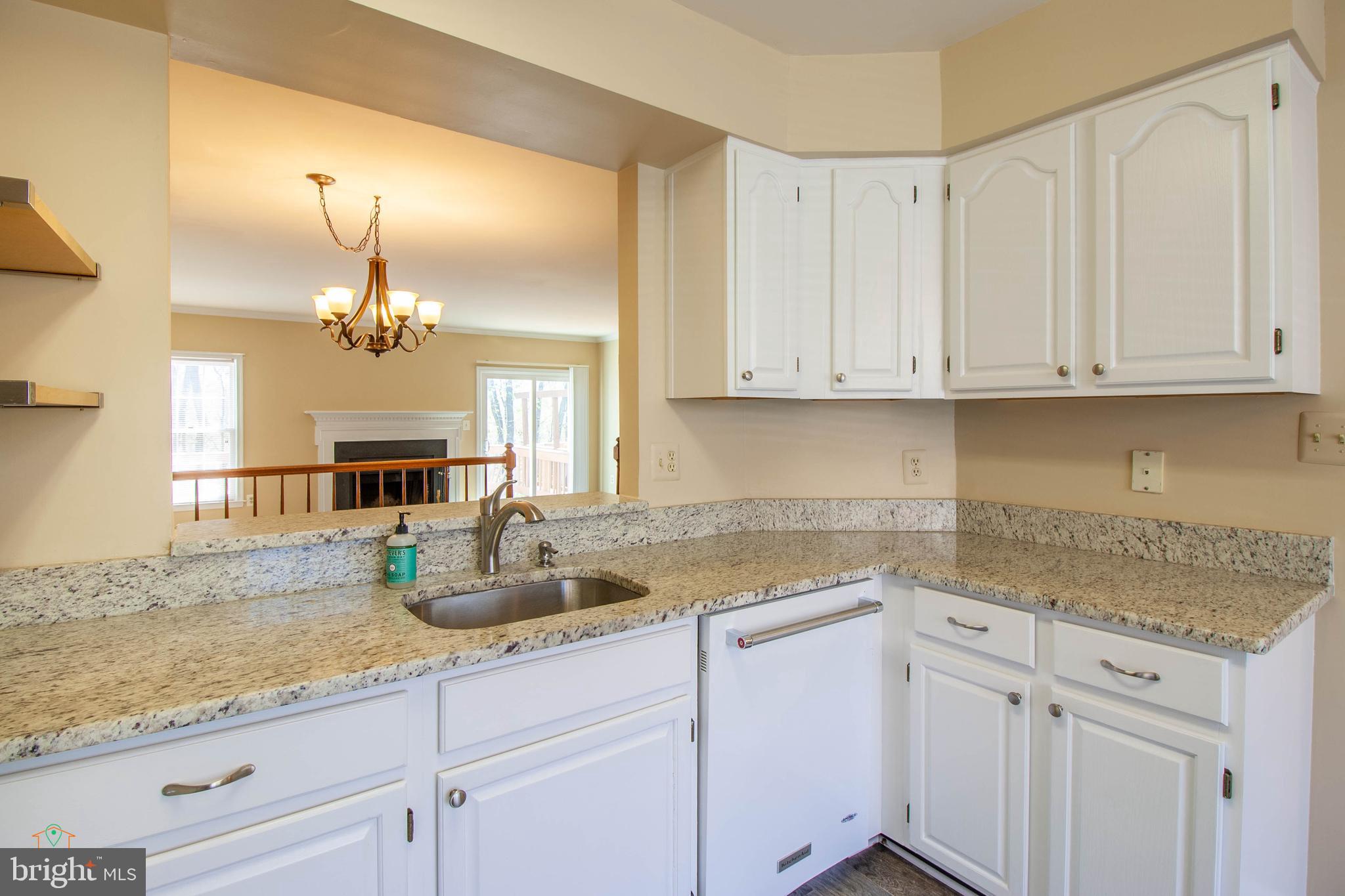 HERITAGE ESTATES - Residential Lease