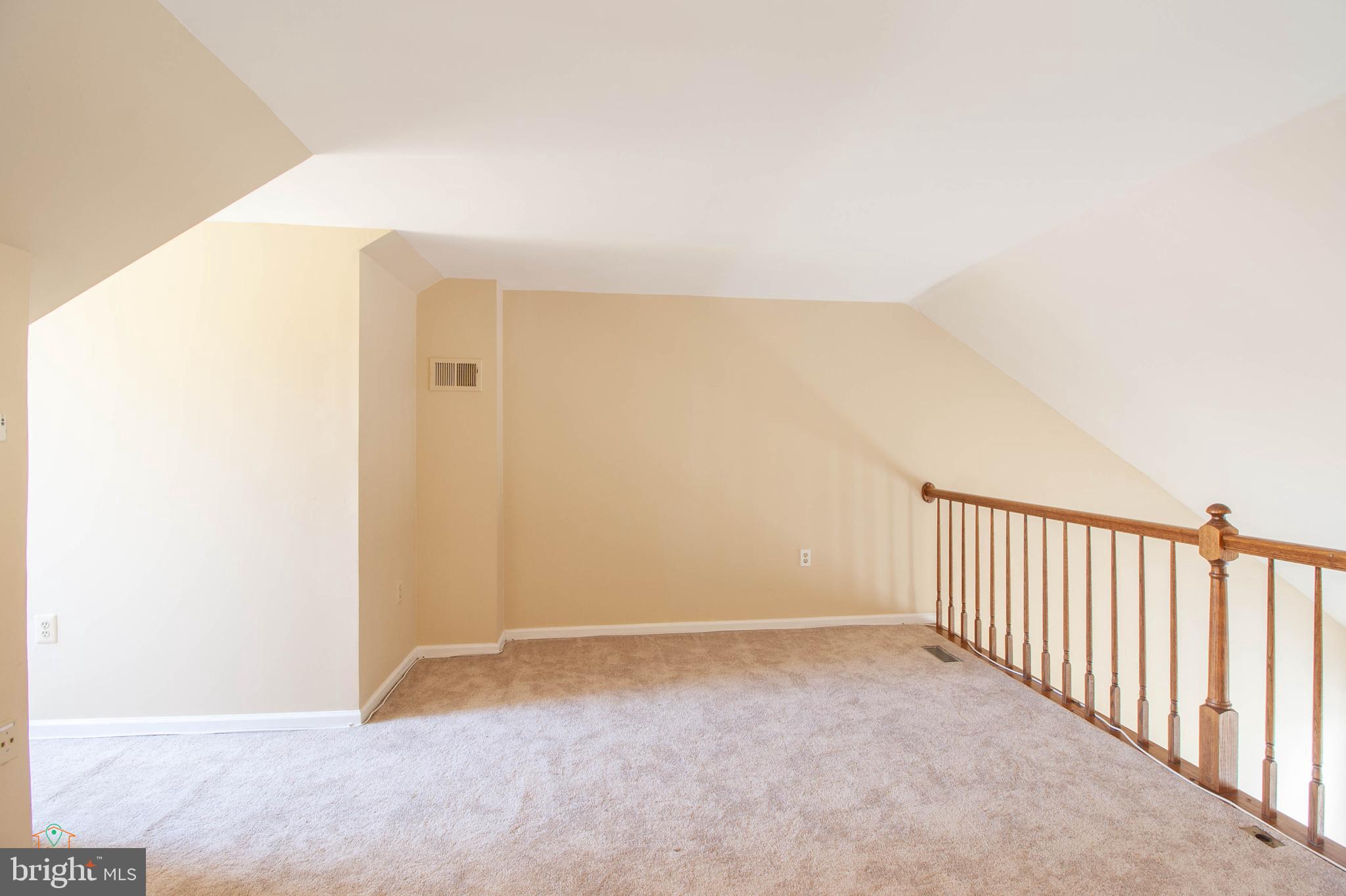 HERITAGE ESTATES - Residential Lease