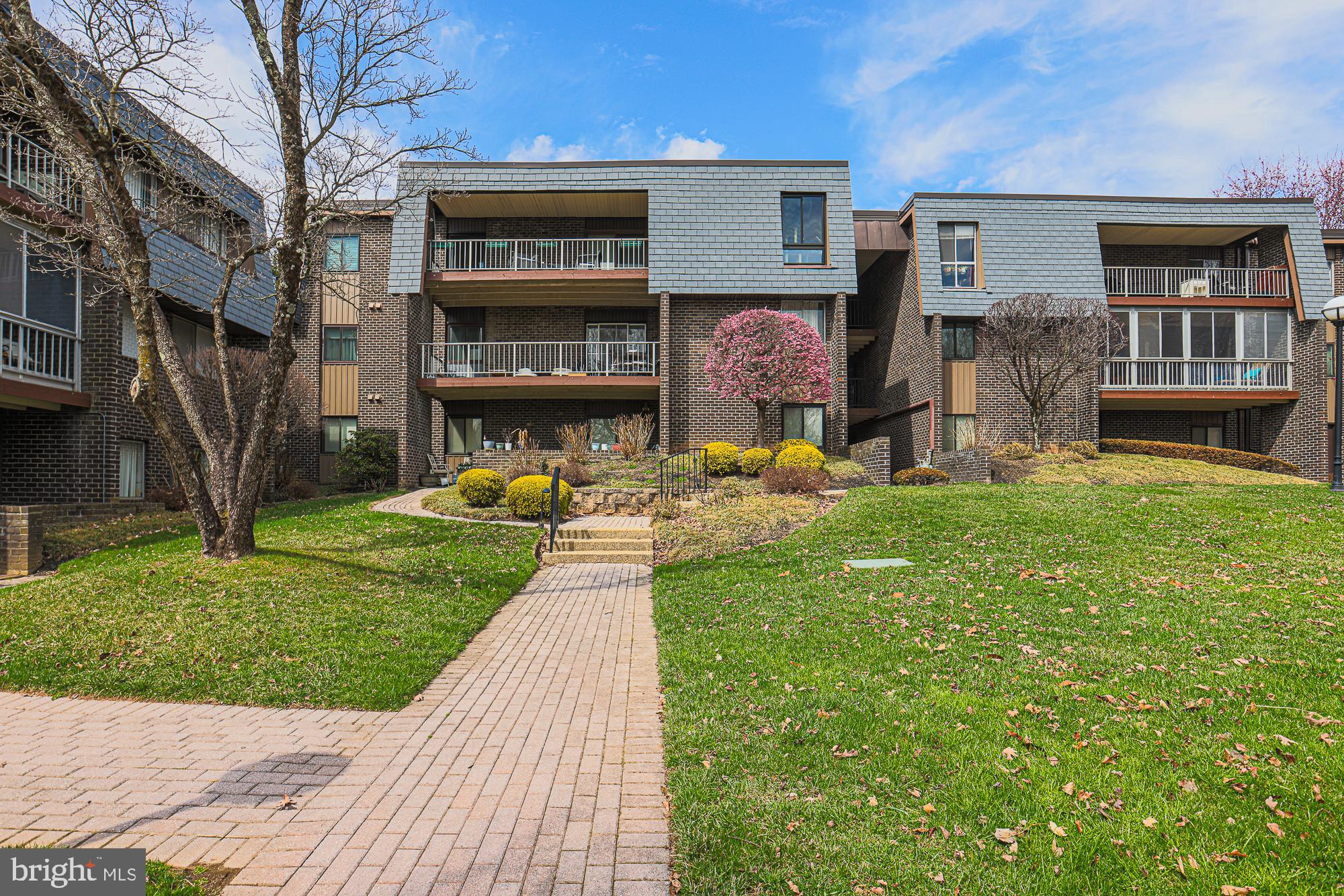 STEVENSON VILLAGE CONDO - Residential