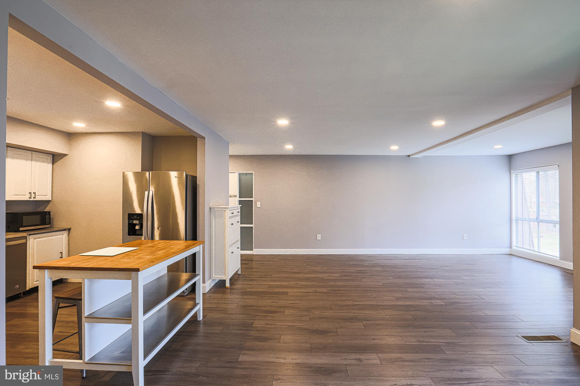 STEVENSON VILLAGE CONDO - Residential