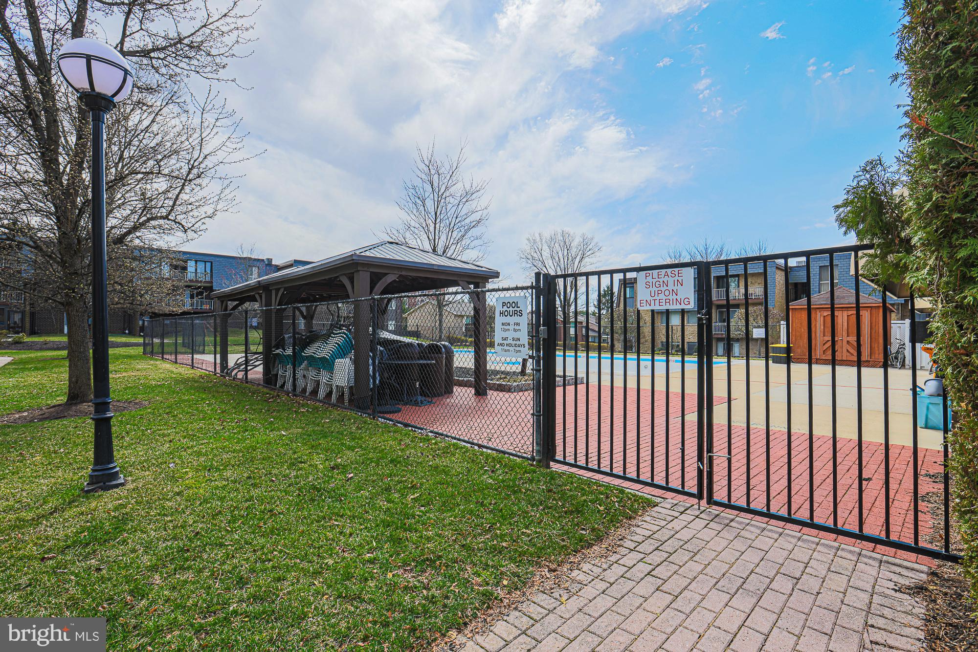 STEVENSON VILLAGE CONDO - Residential