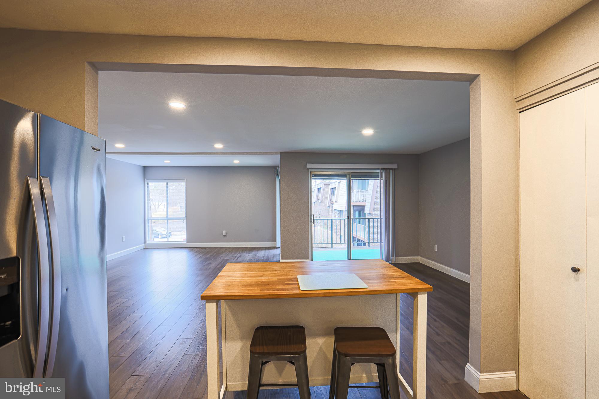 STEVENSON VILLAGE CONDO - Residential