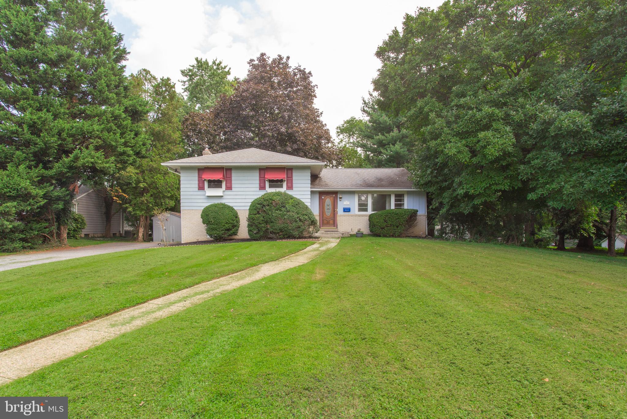 Not all split level homes are created equal especially when they are situated on a cul-de-sac street with a private driveway and private, oversized rear yard.   Let's begin with the house itself...the original hardwood floor have been meticulously maintained by the current owners where "pride of ownership" prevails.  The kitchen has been updated with quartz countertops, new stainless appliances and new flooring.  The dining room has sliders that open up to the two-tier deck (the upper level can be screened-in for optimal three season usage)  which continues into the private, level backyard complete with shade trees.  The lower level family room has a handsome brick, wood burning fireplace,  powder room, an alcove that can be used as an office or storage, an exit to the paver patio and the exit to the attached garage.  But wait.....once in the garage, there is another lower level that has a full basement (pool table included), storage and a full laundry room.  The second floor has three full bedrooms, a hall bath, a main en suite bedroom and a full attic for storage. New Water Heater (2020) new A/C (2020).  In addition, there is  dual zone heating and air-conditioning.  This home is conveniently located less than a mile from the Morton/Rutledge Regional line into Philadelphia, close proximity to I95 N to Philadelphia and South to Delaware.