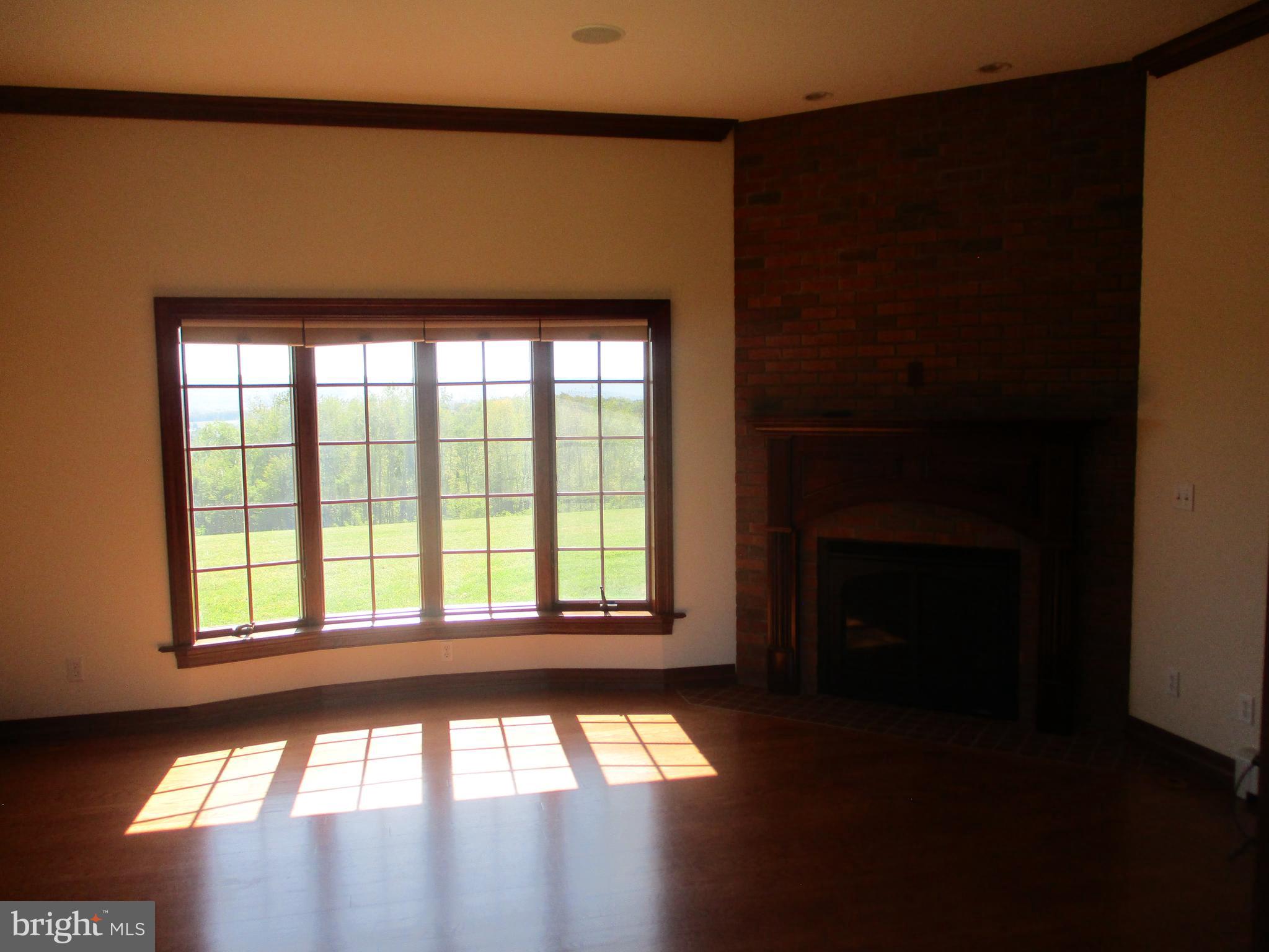 OAKLAND - Residential