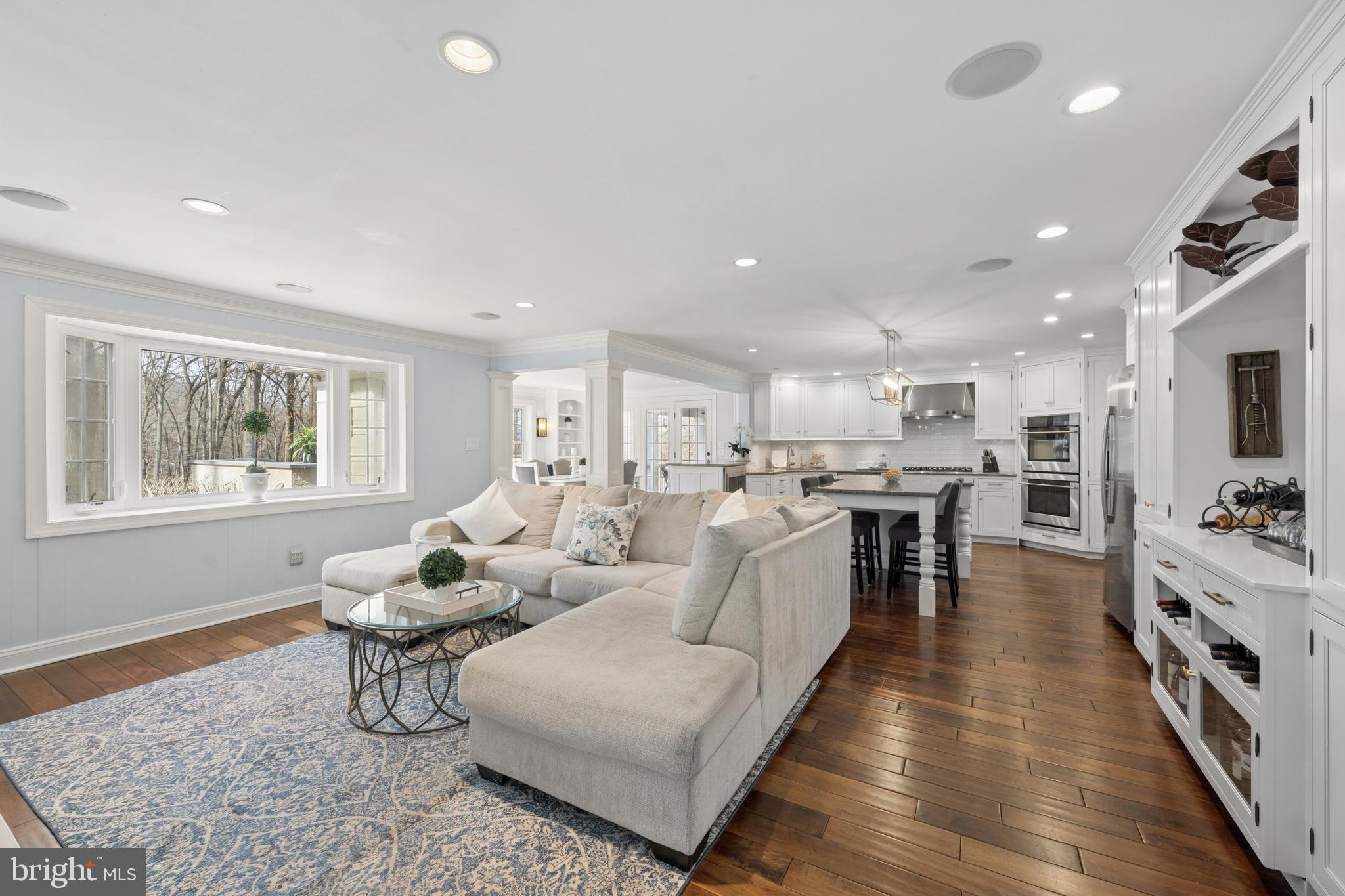 DEVONSHIRE - Residential