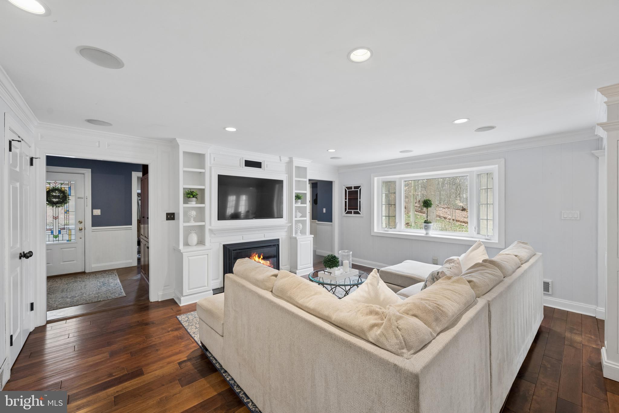 DEVONSHIRE - Residential