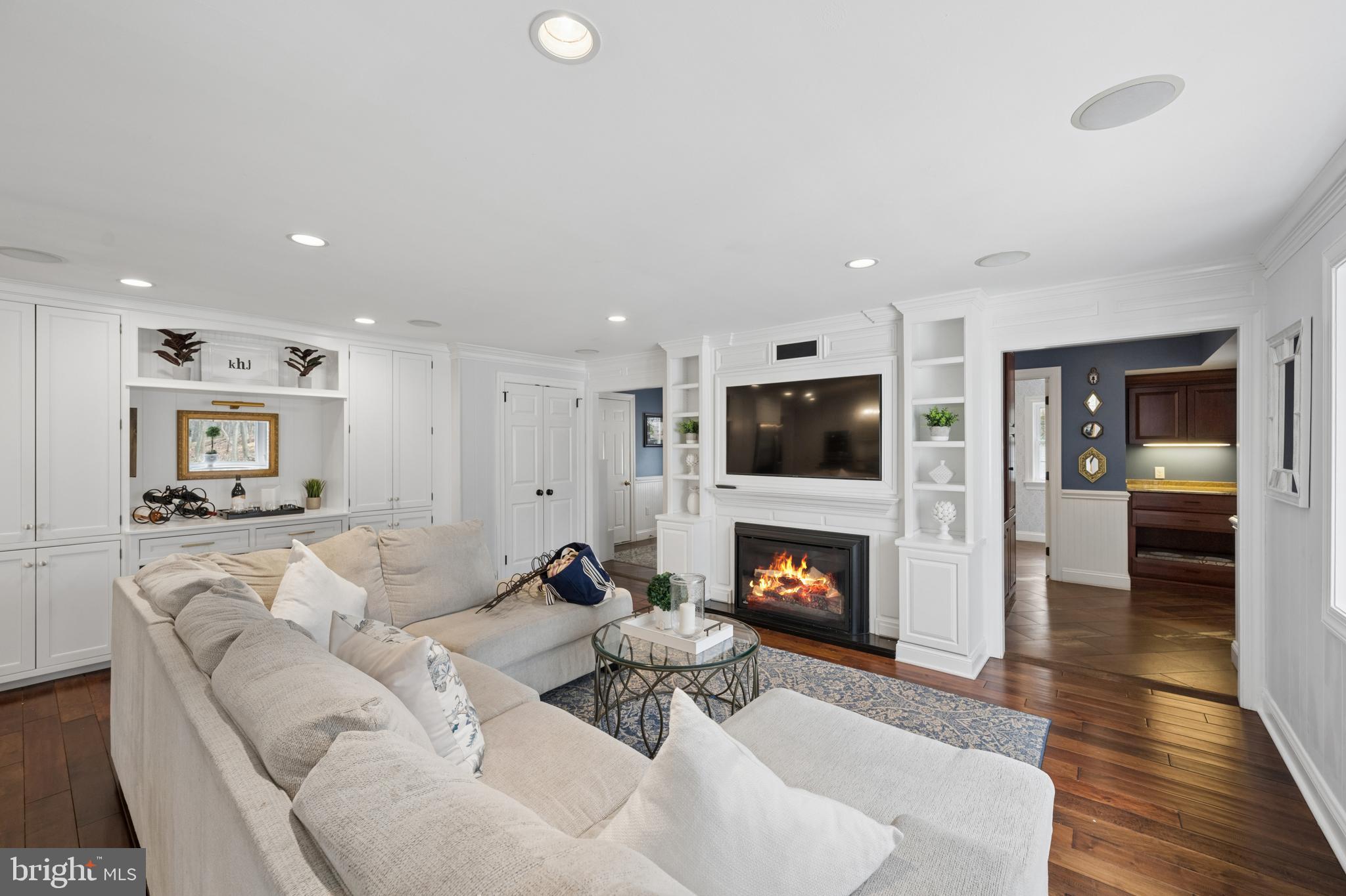 DEVONSHIRE - Residential