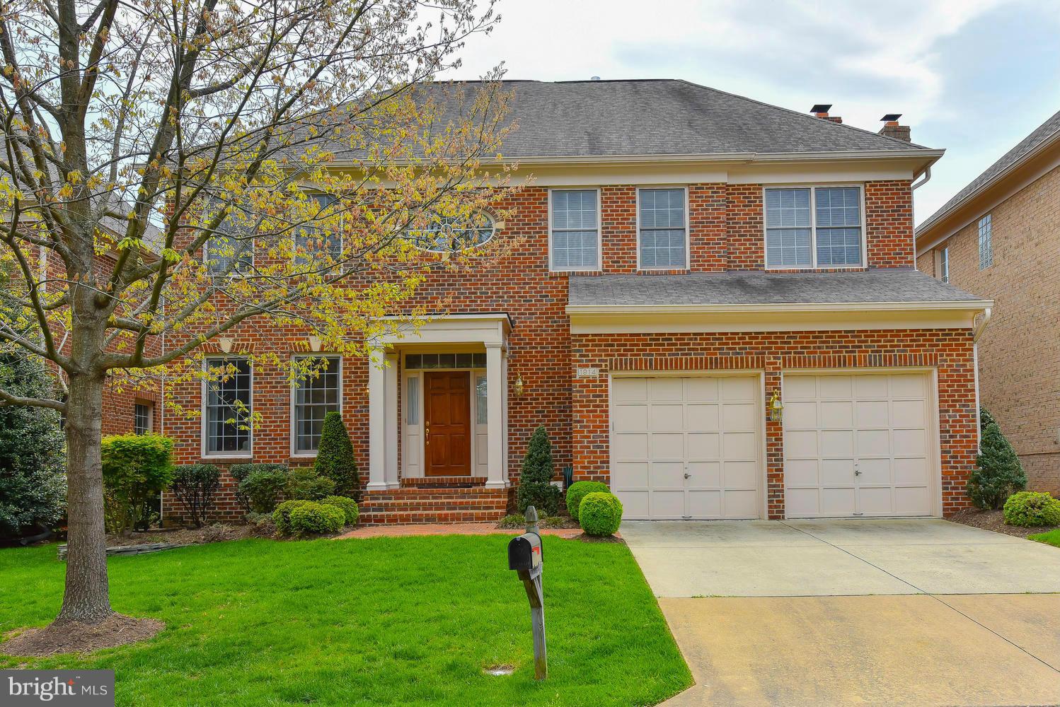 LAMBIANCE OF MCLEAN - Residential