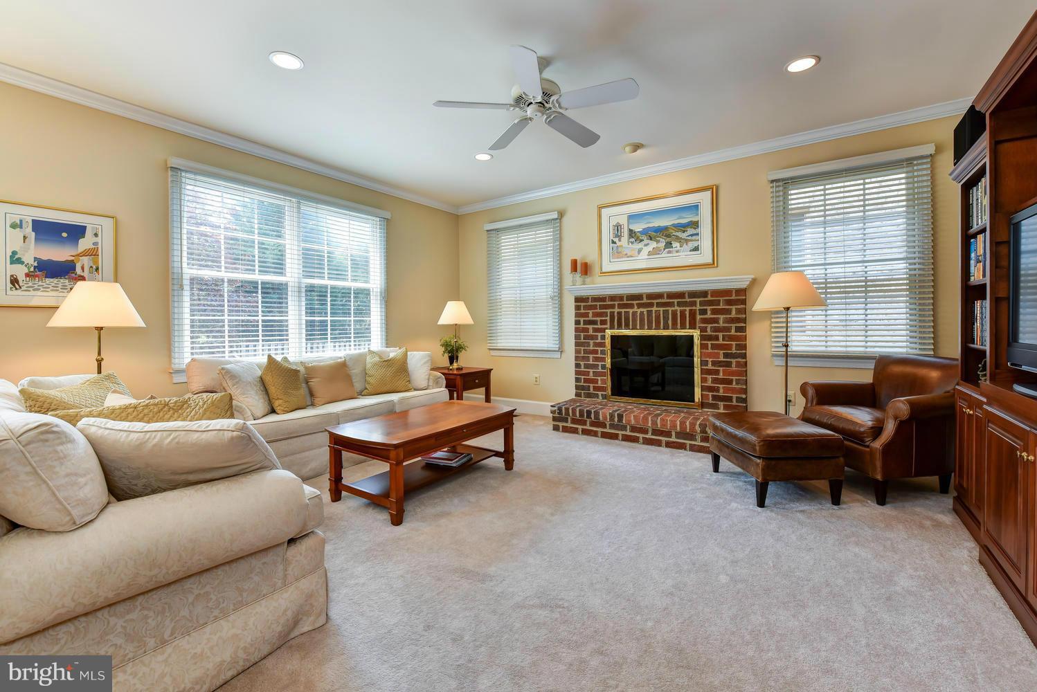 LAMBIANCE OF MCLEAN - Residential