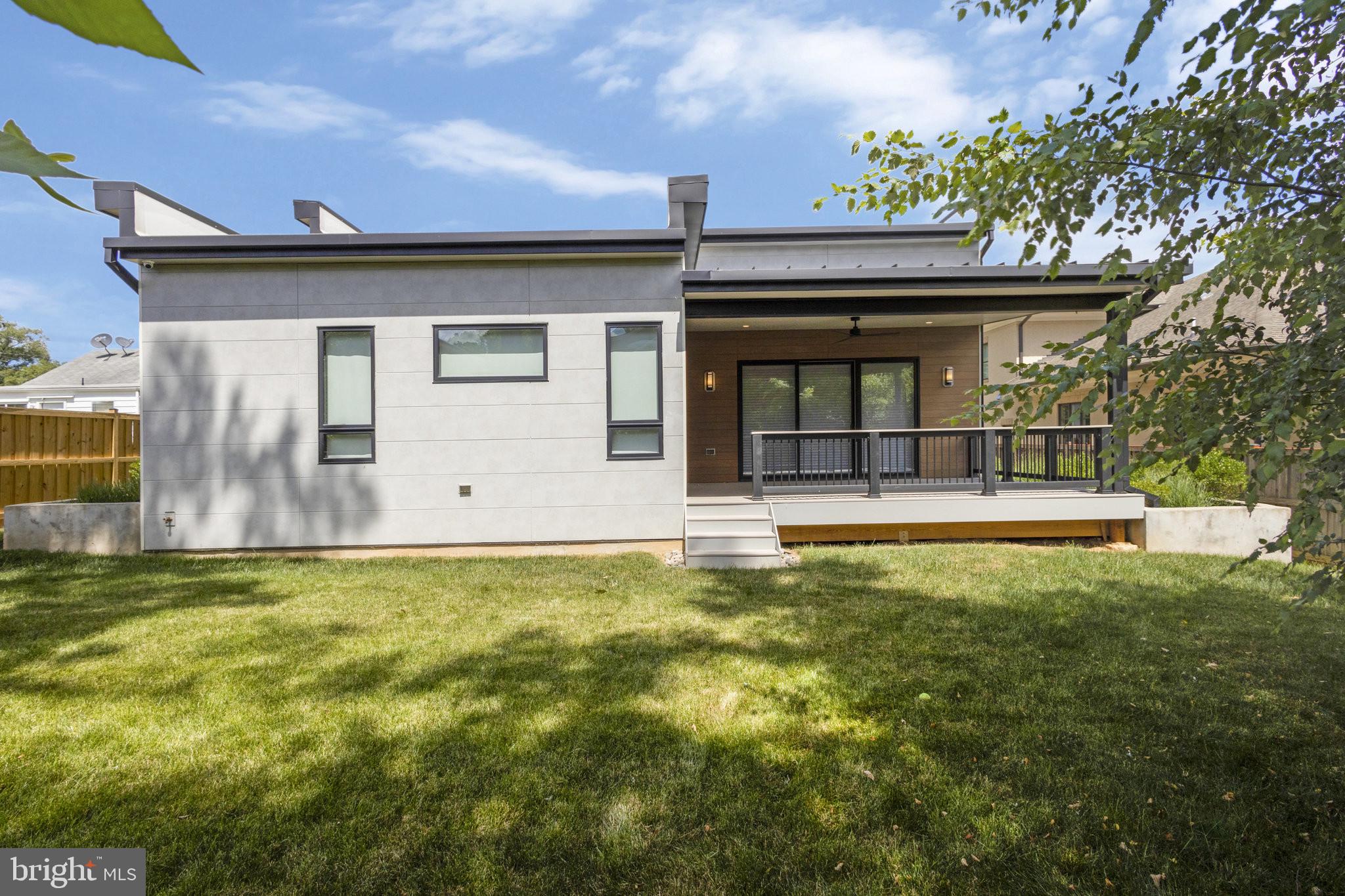 PIMMIT HILLS - Residential