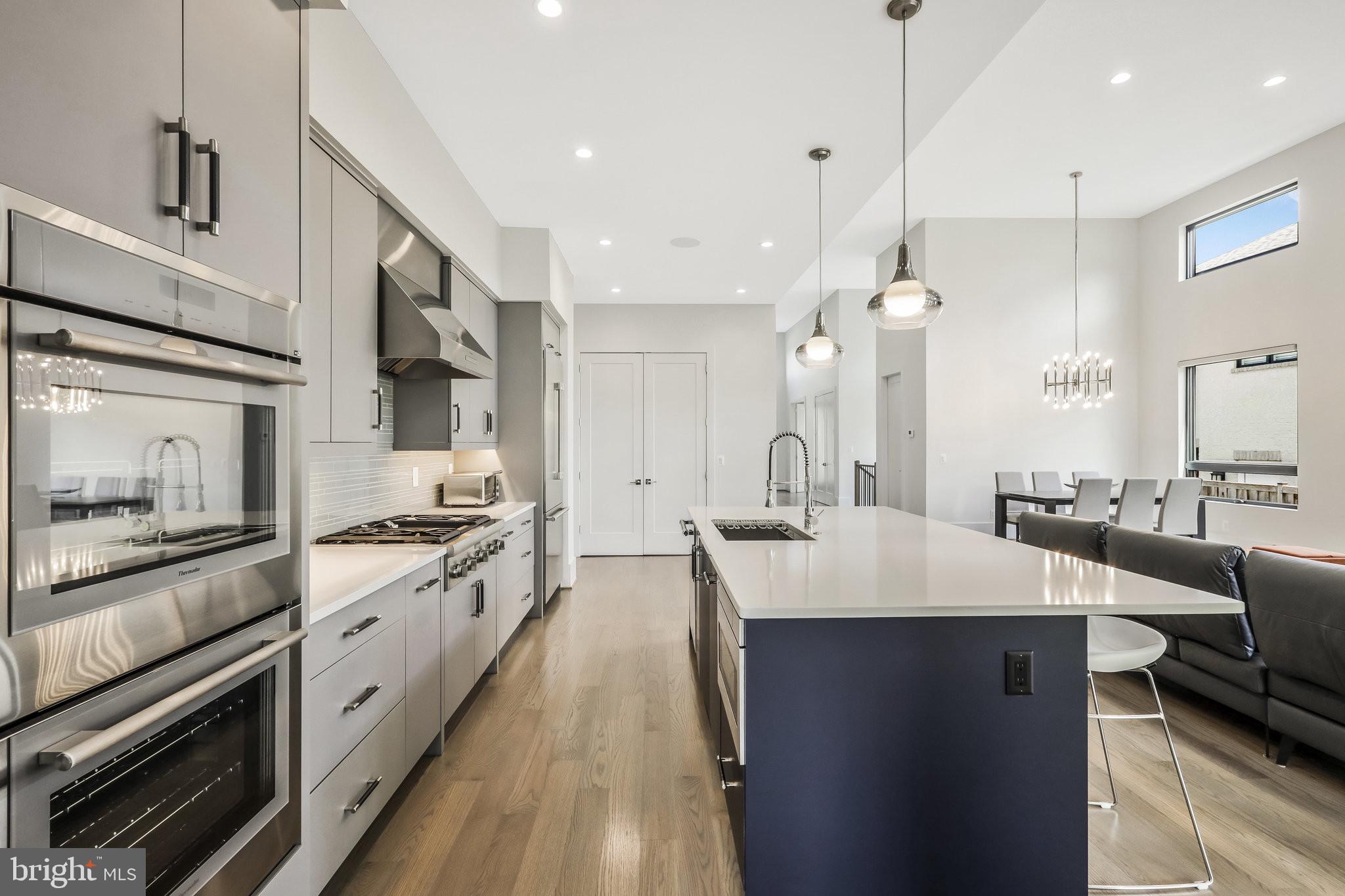 PIMMIT HILLS - Residential