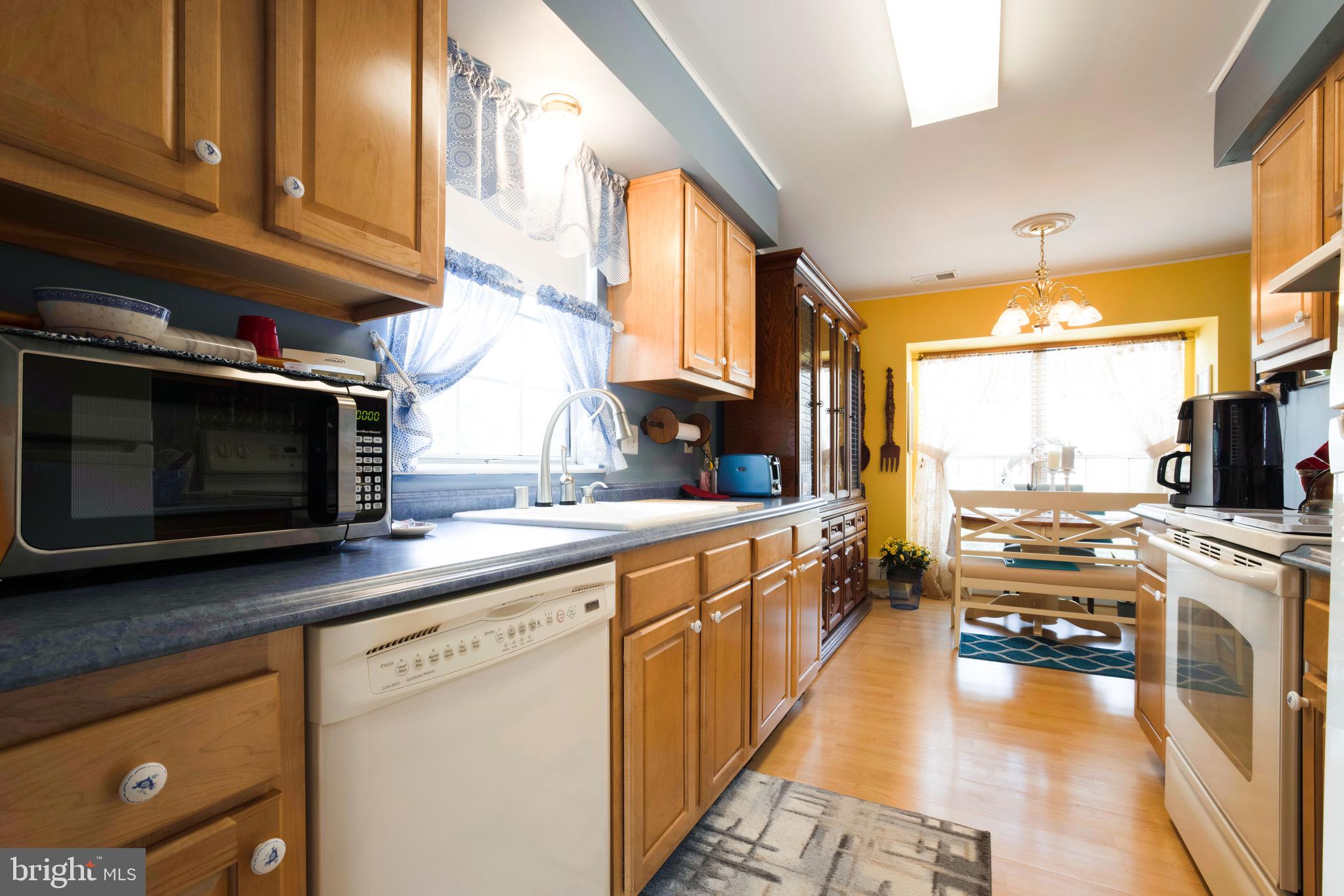 CLOVERLEAF - Residential