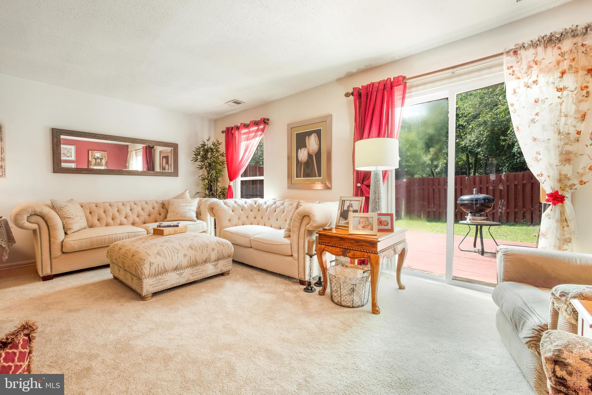 CLOVERLEAF - Residential