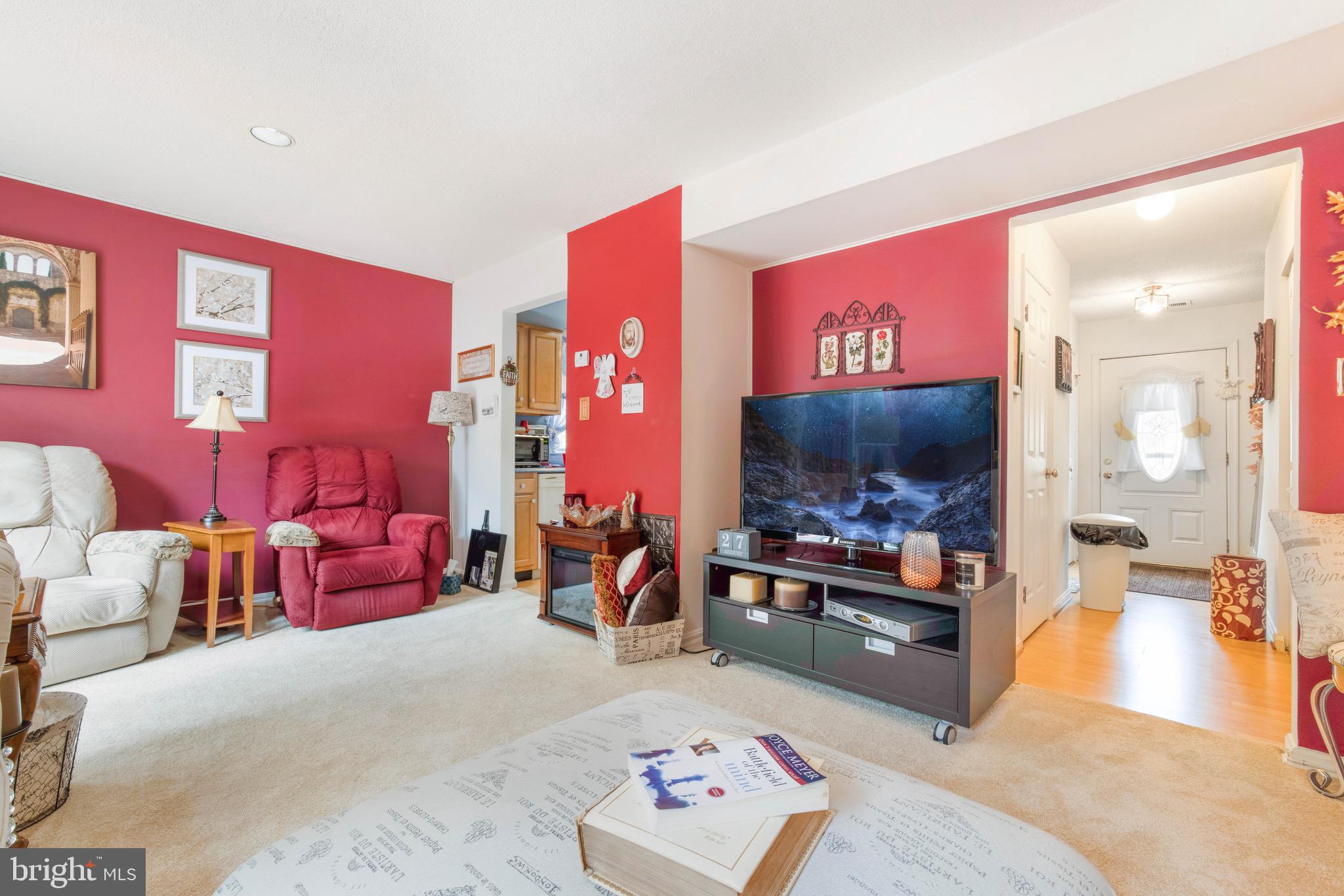 CLOVERLEAF - Residential