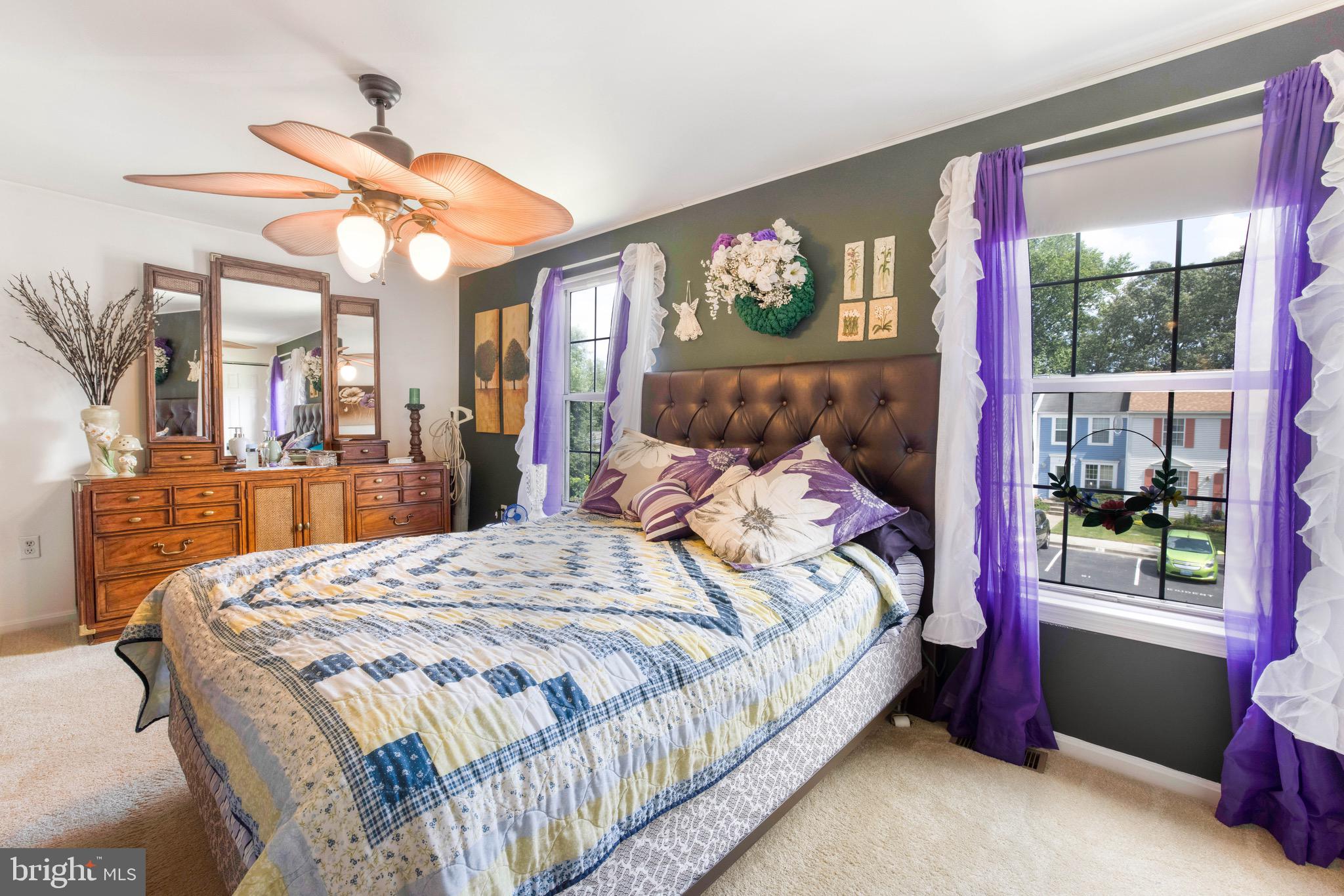 CLOVERLEAF - Residential