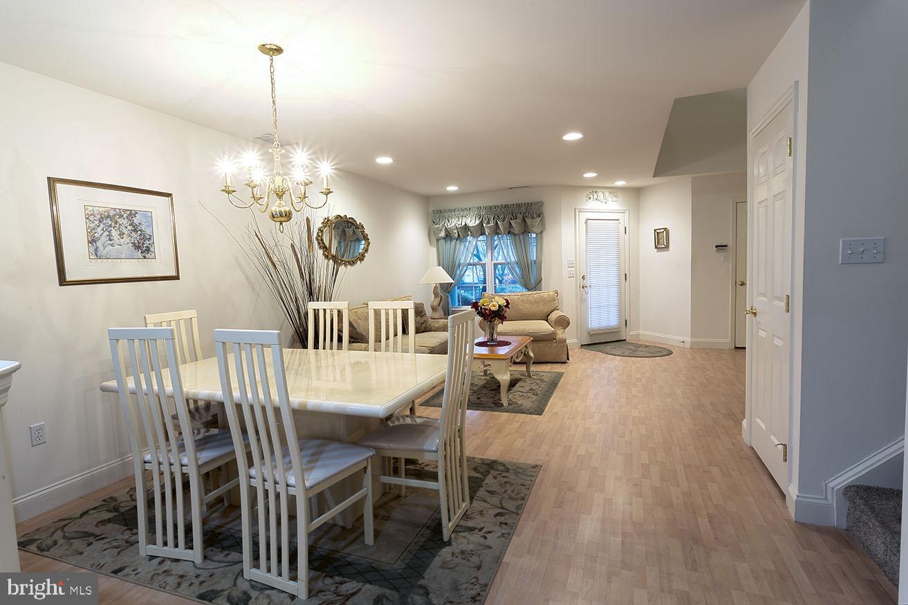 OAK HILL - Residential