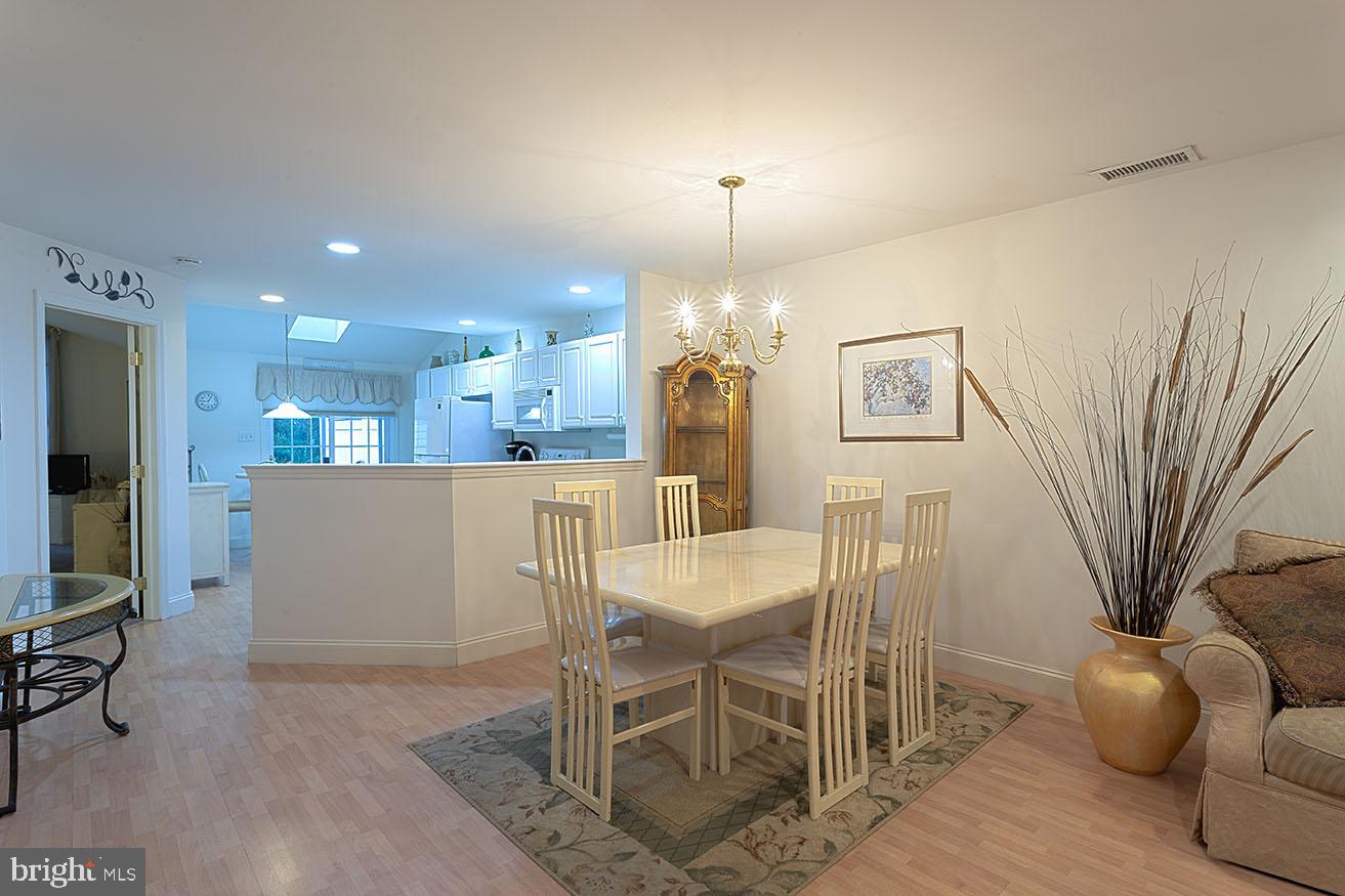 OAK HILL - Residential