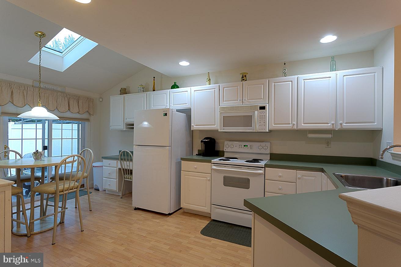 OAK HILL - Residential