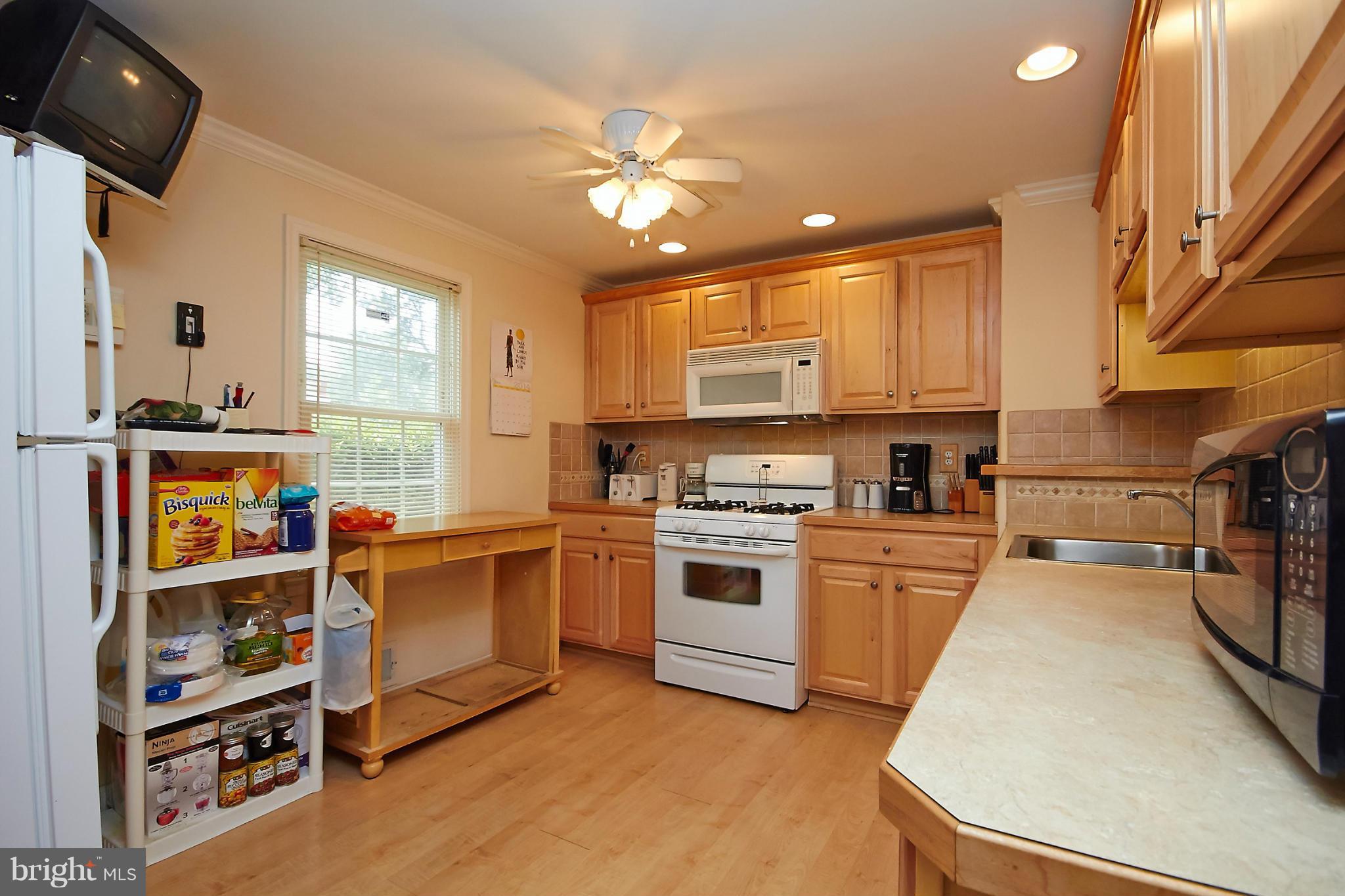 GREENWICH HILL - Residential