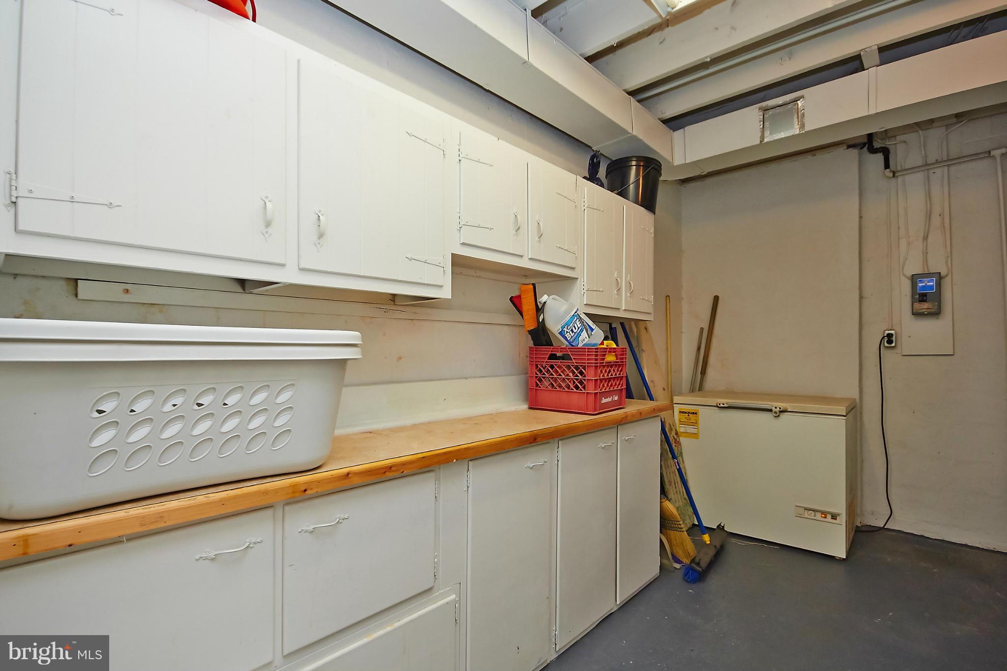 GREENWICH HILL - Residential