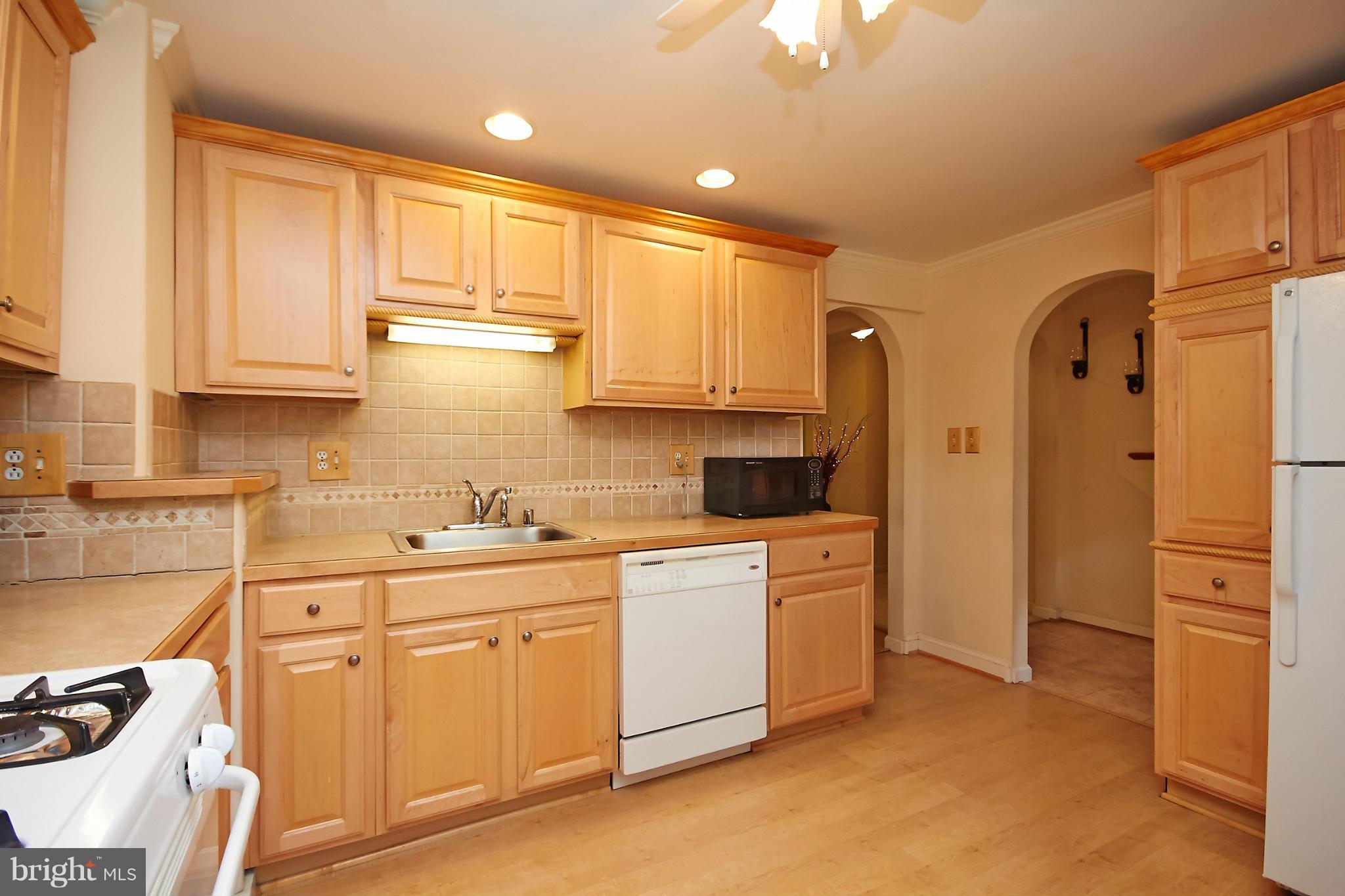 GREENWICH HILL - Residential