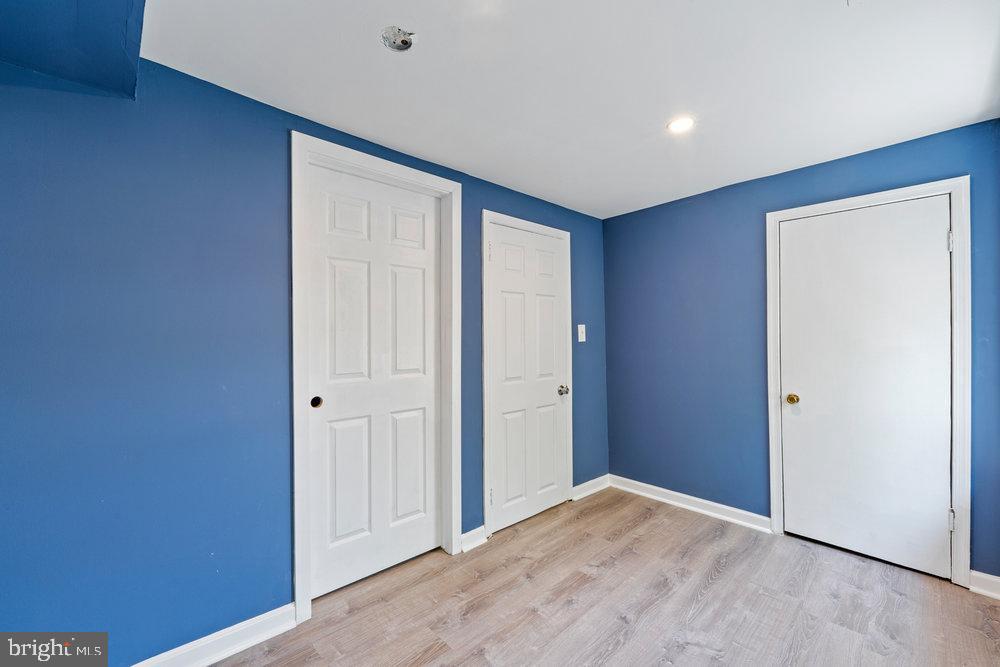 FISHTOWN - Commercial Sale