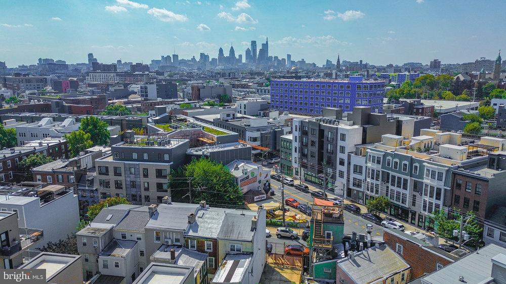 FISHTOWN - Commercial Sale