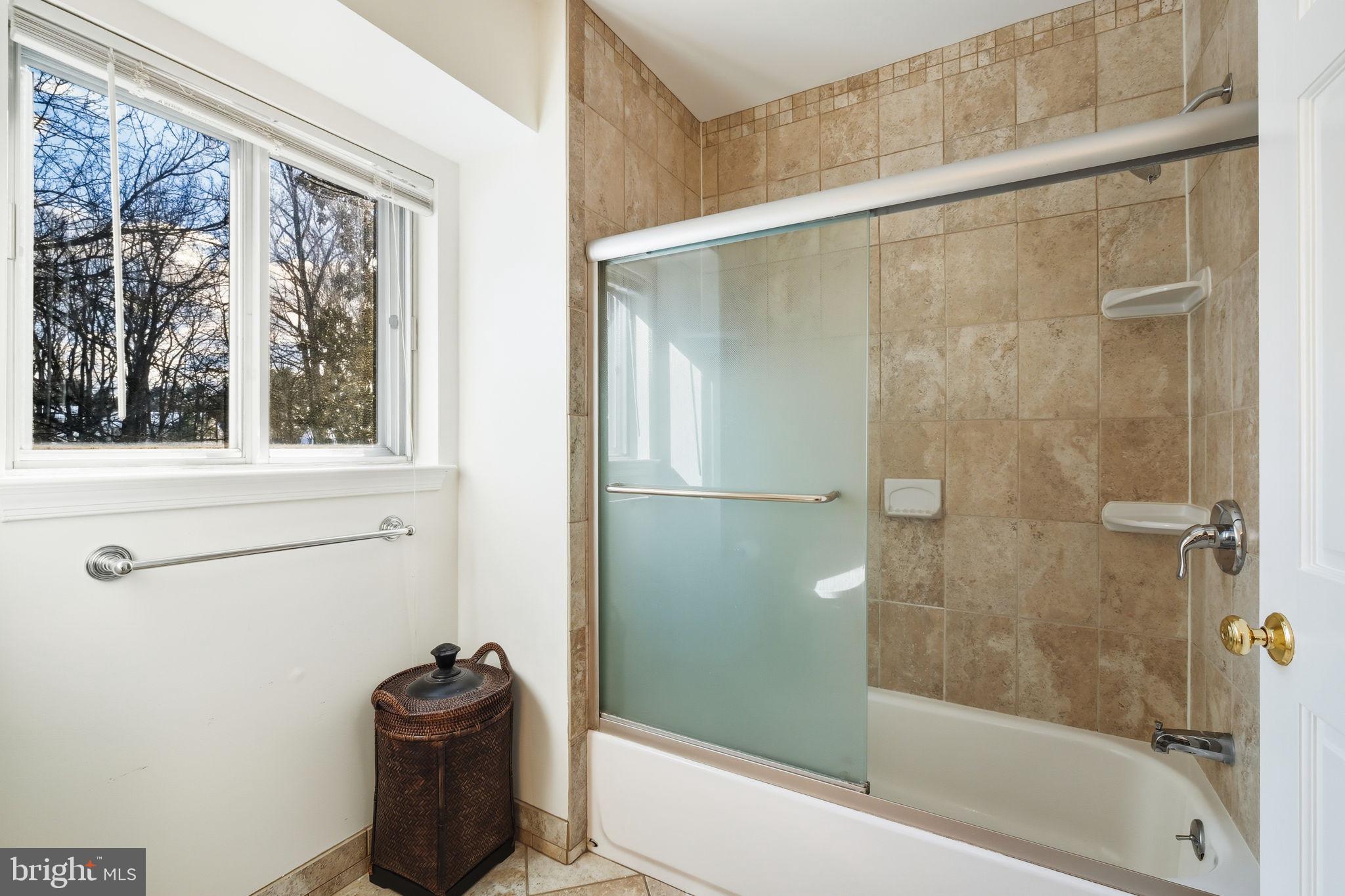 BEDFORDSHIRE - Residential