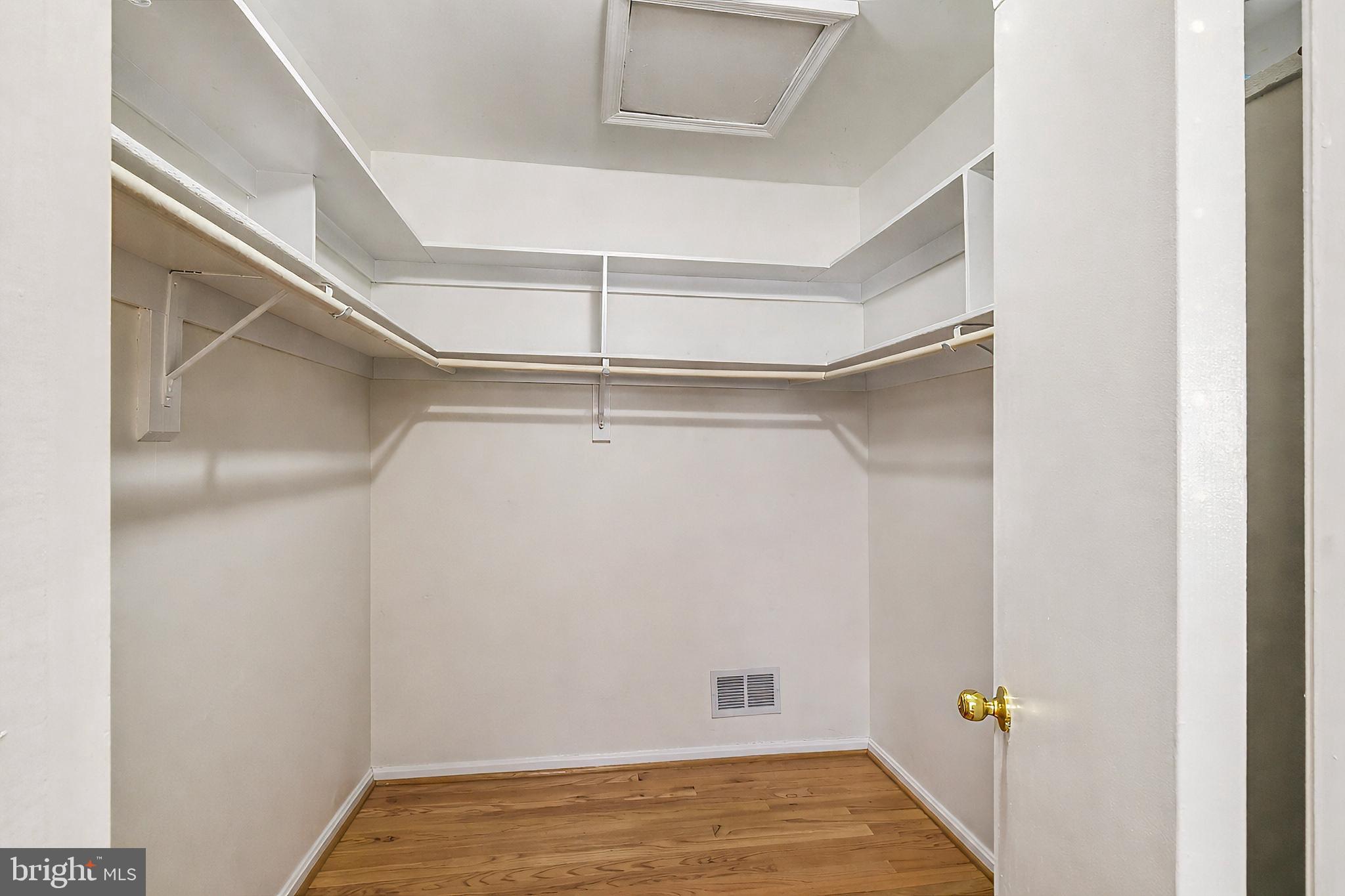 BEDFORDSHIRE - Residential