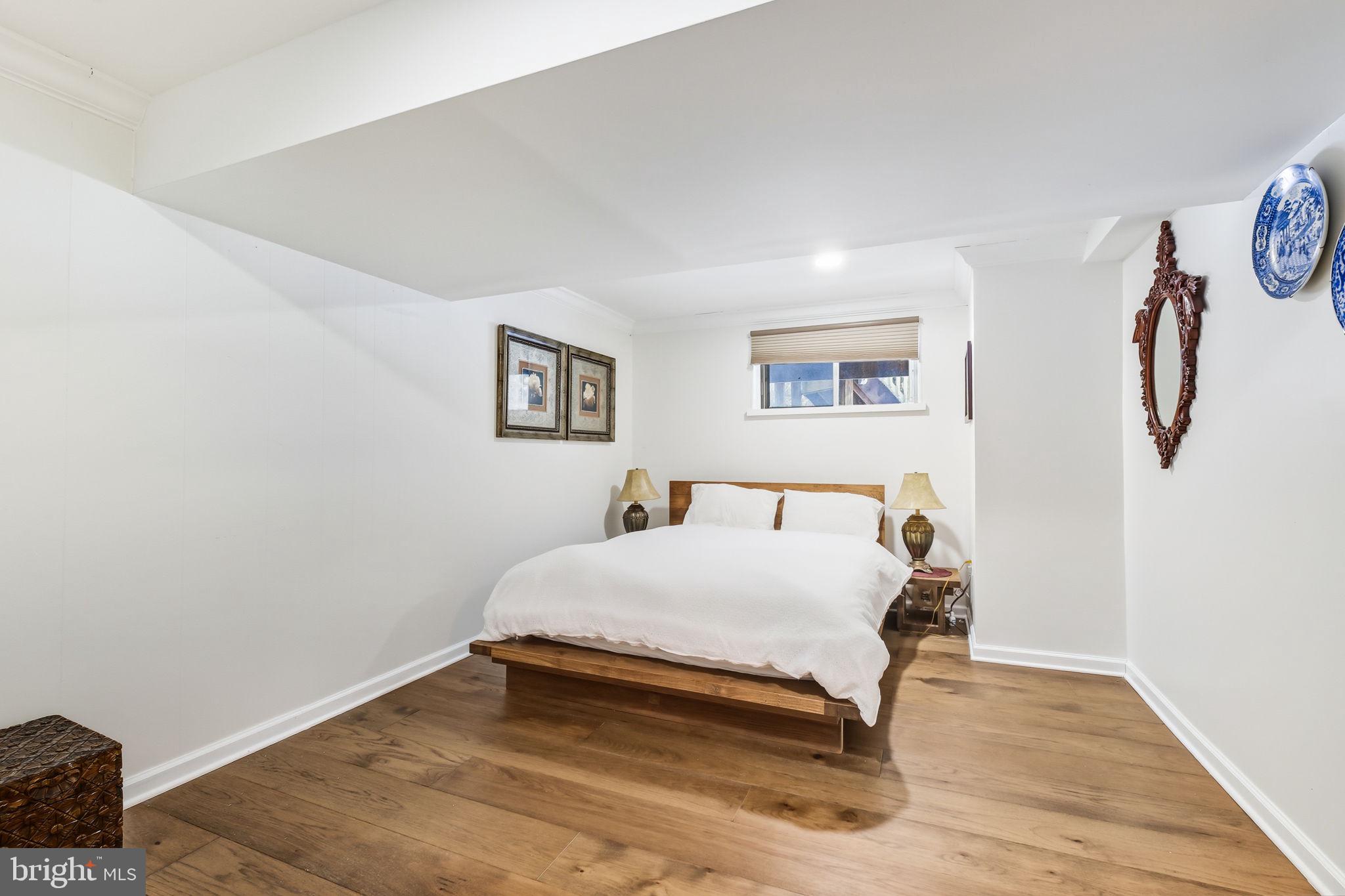 BEDFORDSHIRE - Residential