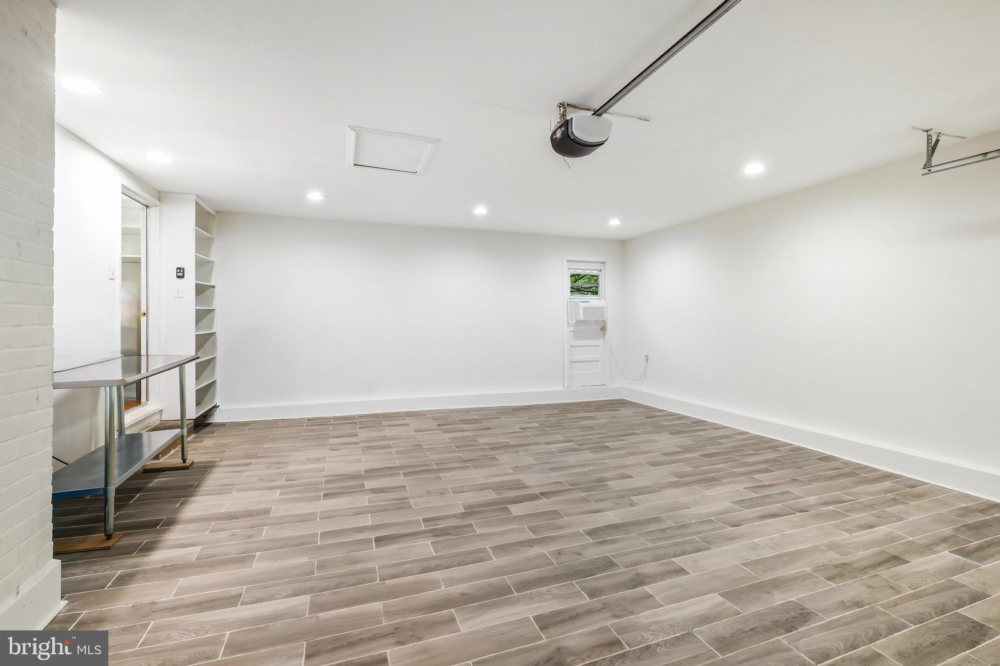 BEDFORDSHIRE - Residential