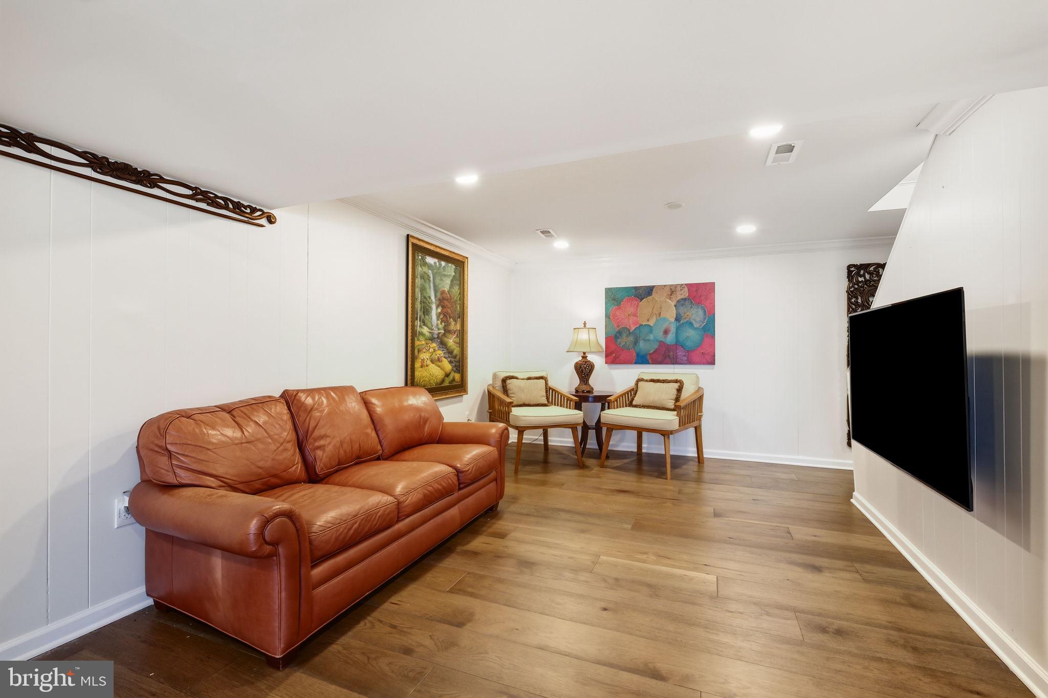 BEDFORDSHIRE - Residential