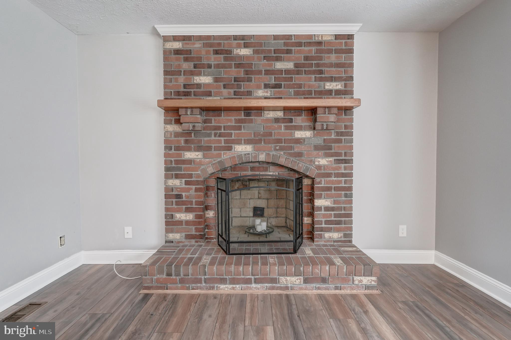 ENCHANTED WOODS - Residential