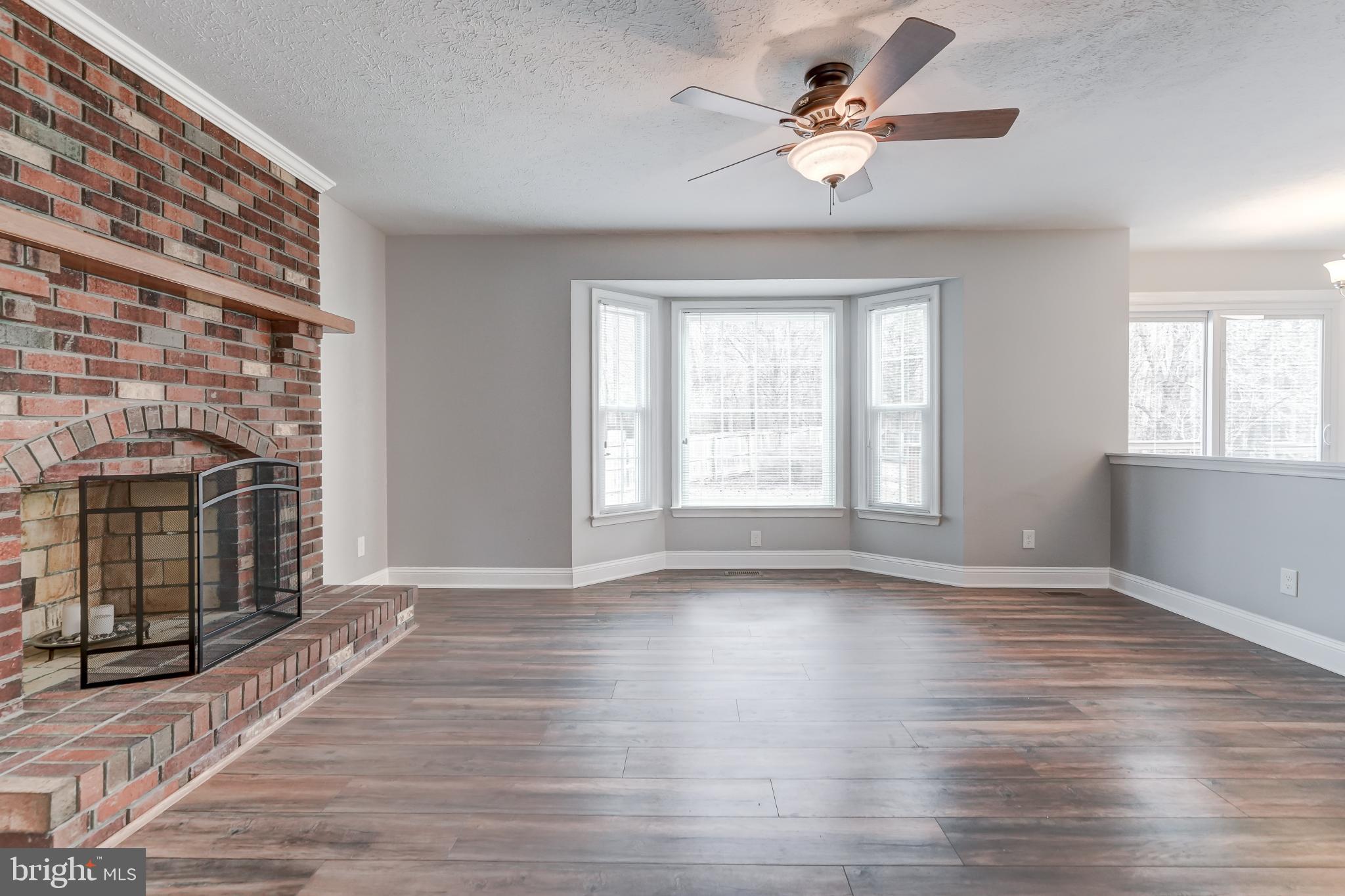 ENCHANTED WOODS - Residential