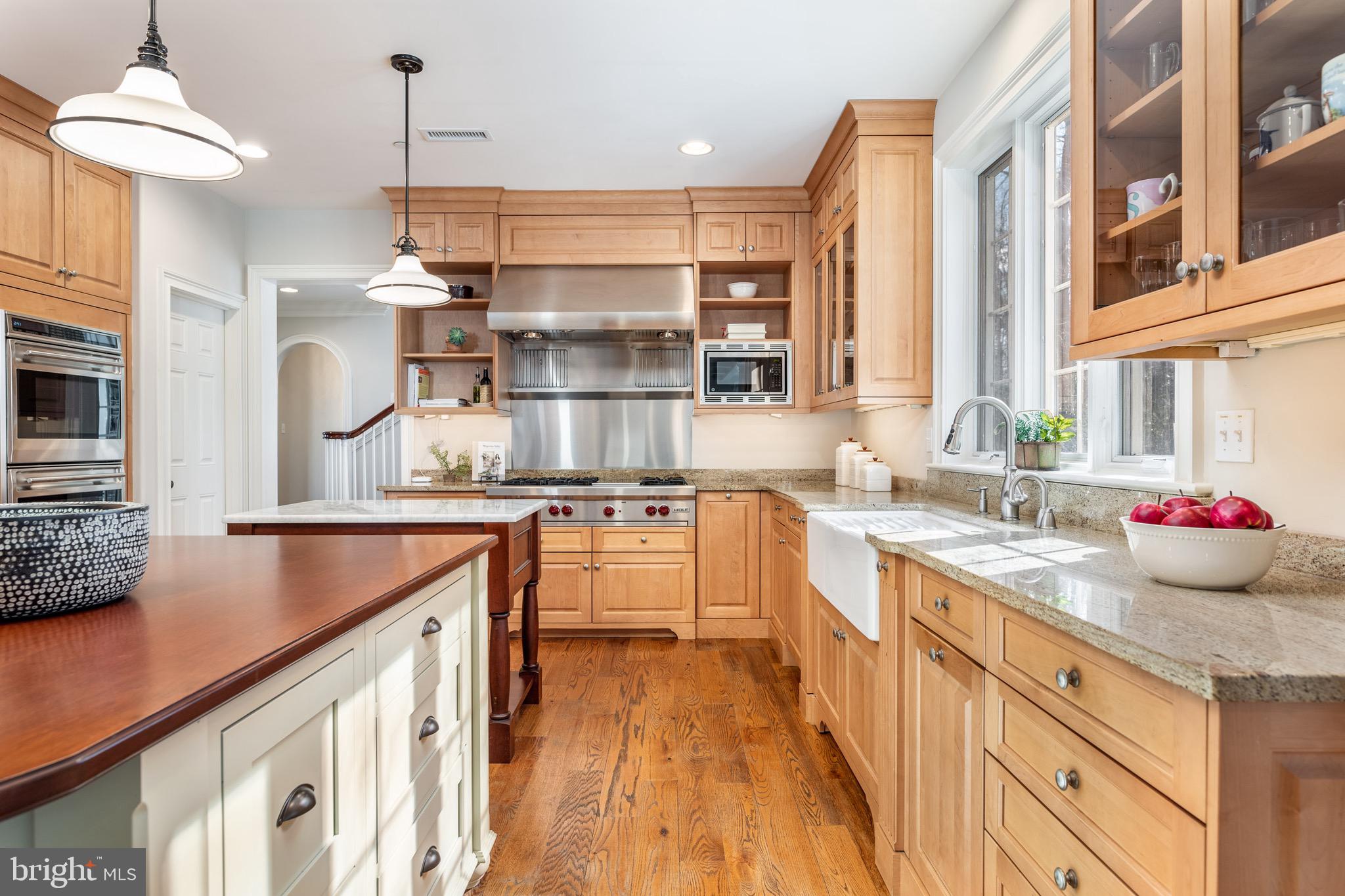 WHITE HORSE - Residential