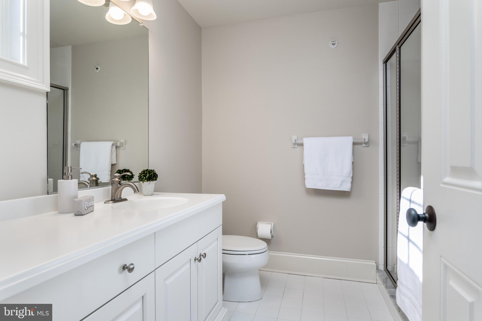 WHITE HORSE - Residential