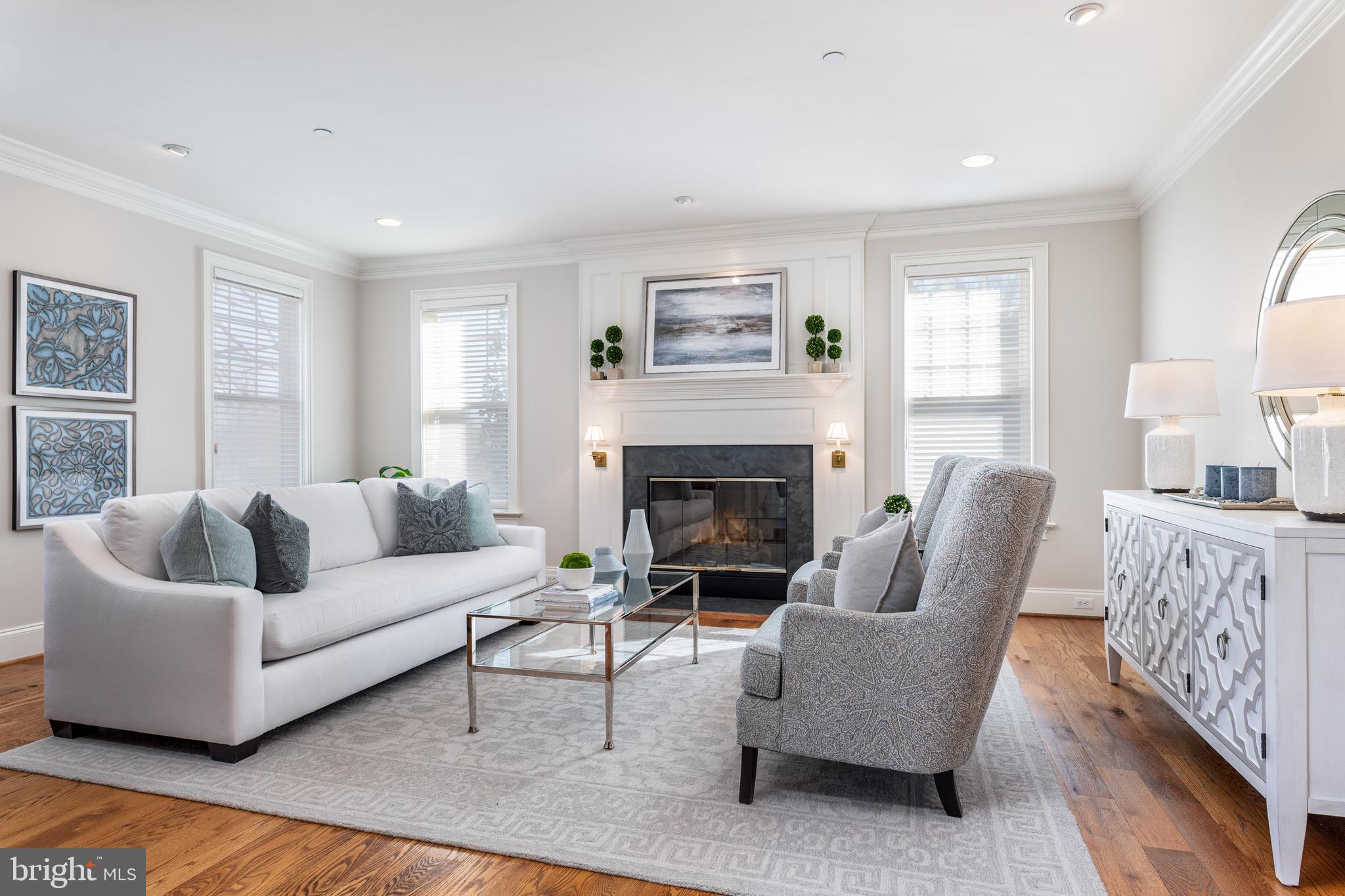 WHITE HORSE - Residential