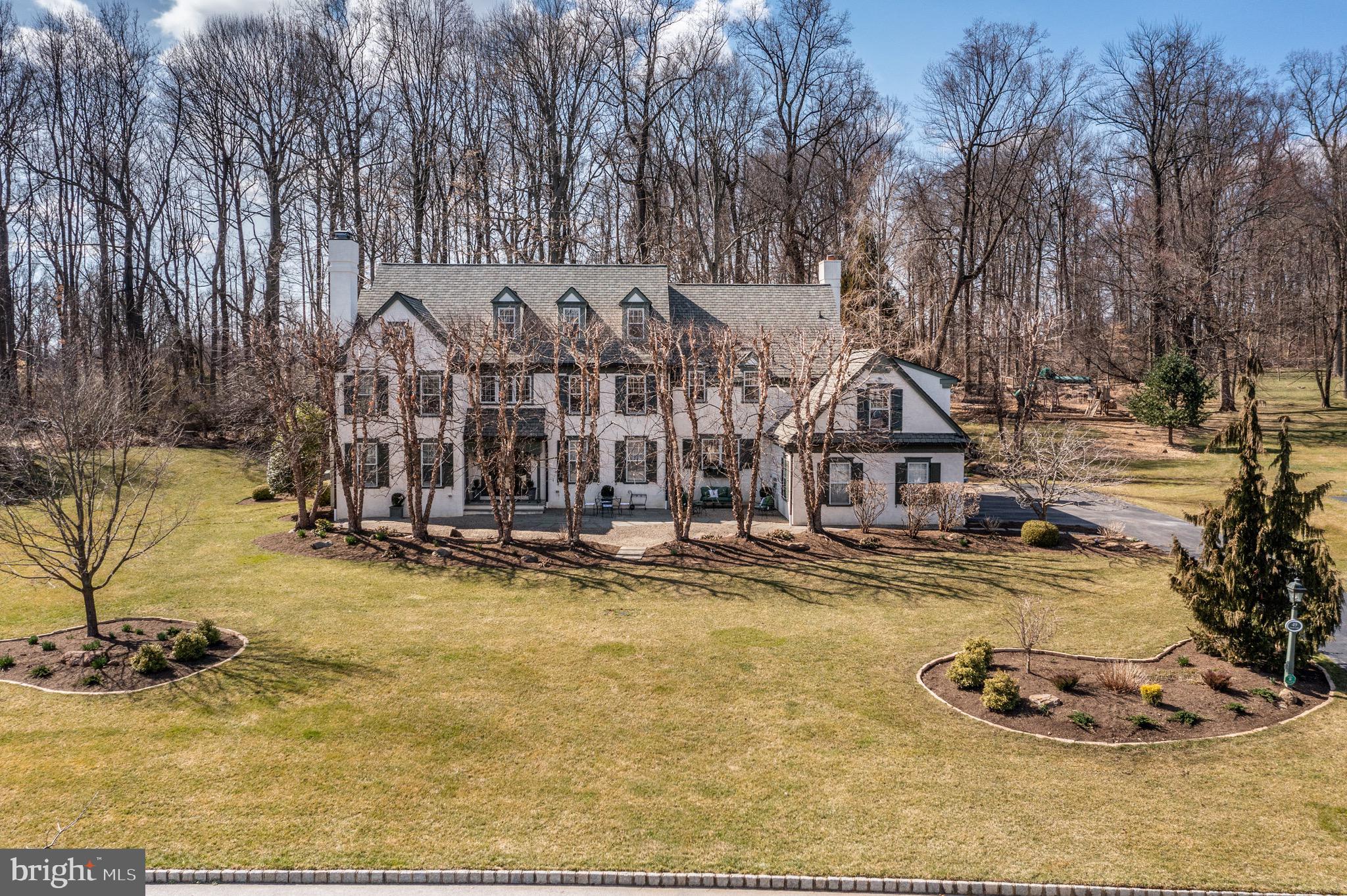 WHITE HORSE - Residential