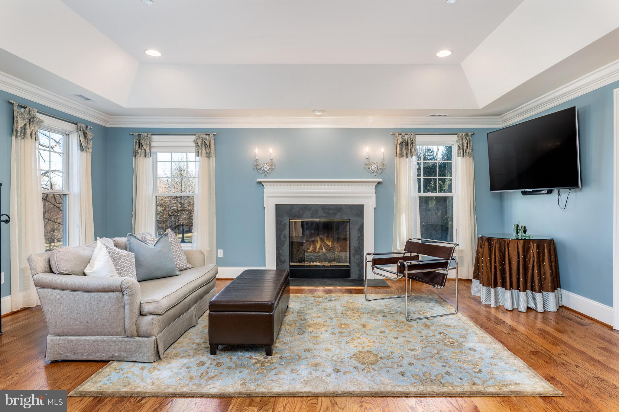 WHITE HORSE - Residential