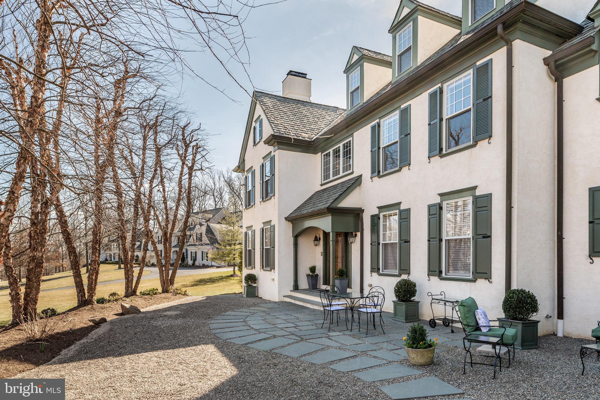 WHITE HORSE - Residential