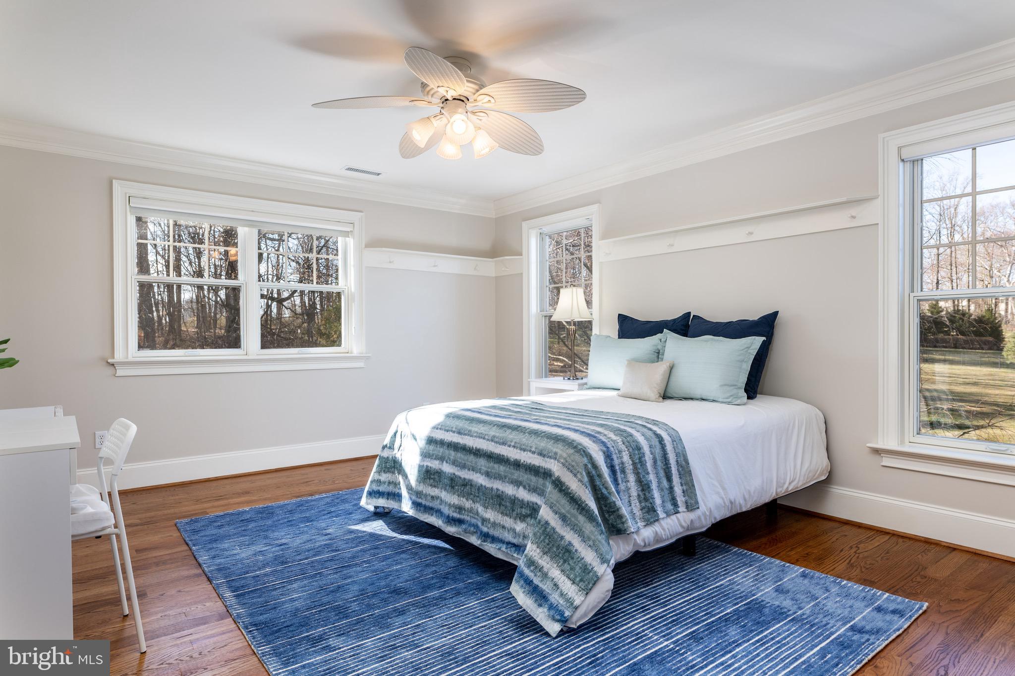 WHITE HORSE - Residential