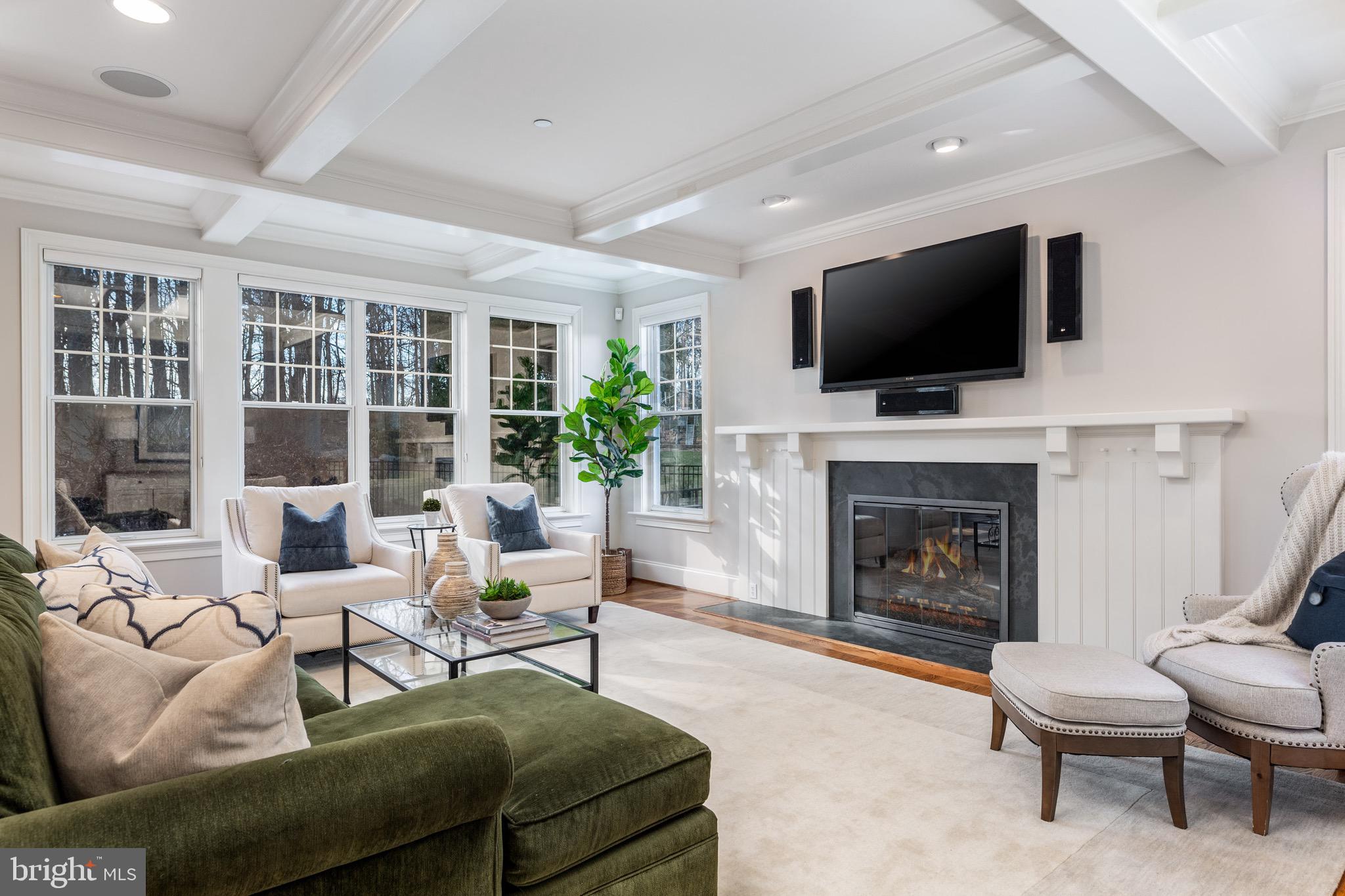 WHITE HORSE - Residential