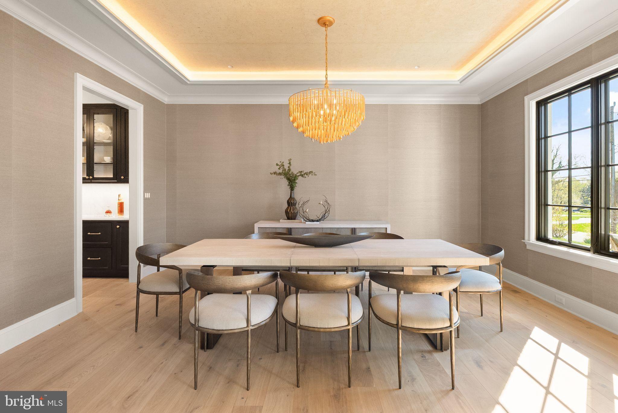 CLEARVIEW MANOR - Residential